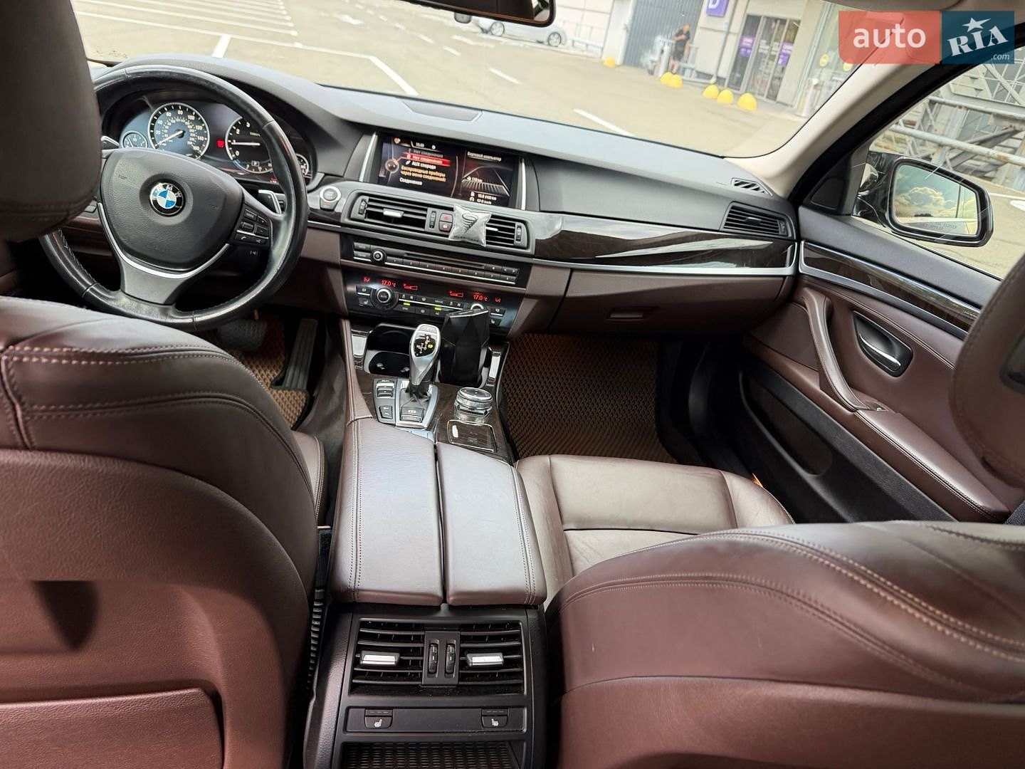 BMW 5 Series 2015 VIN WBA5A7C59GG149380 фото оголошення 9 з 23