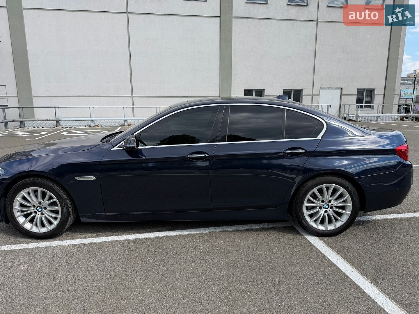 BMW 5 Series 2015 VIN WBA5A7C59GG149380 фото оголошення 18 з 23