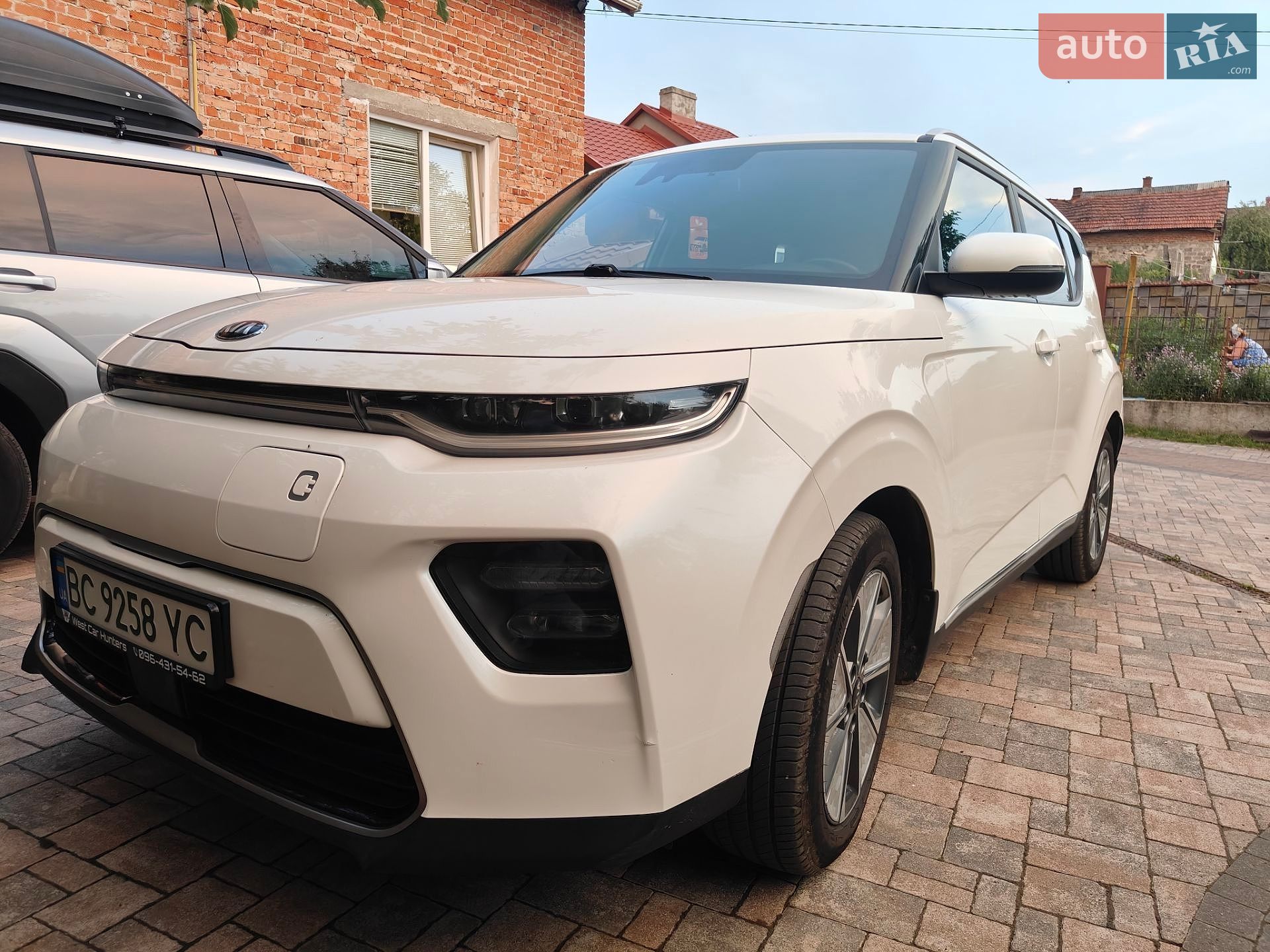 Kia Soul EV 2020 VIN KNAJ2812FM7015600 фото оголошення 3 з 11