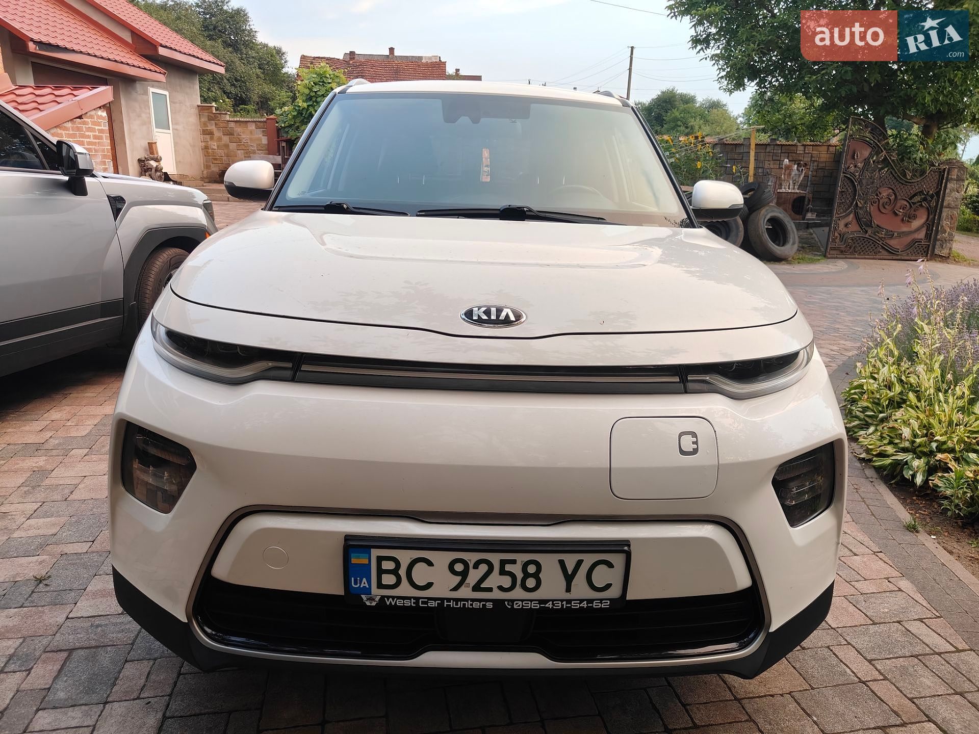 Kia Soul EV 2020 VIN KNAJ2812FM7015600 фото оголошення 6 з 11
