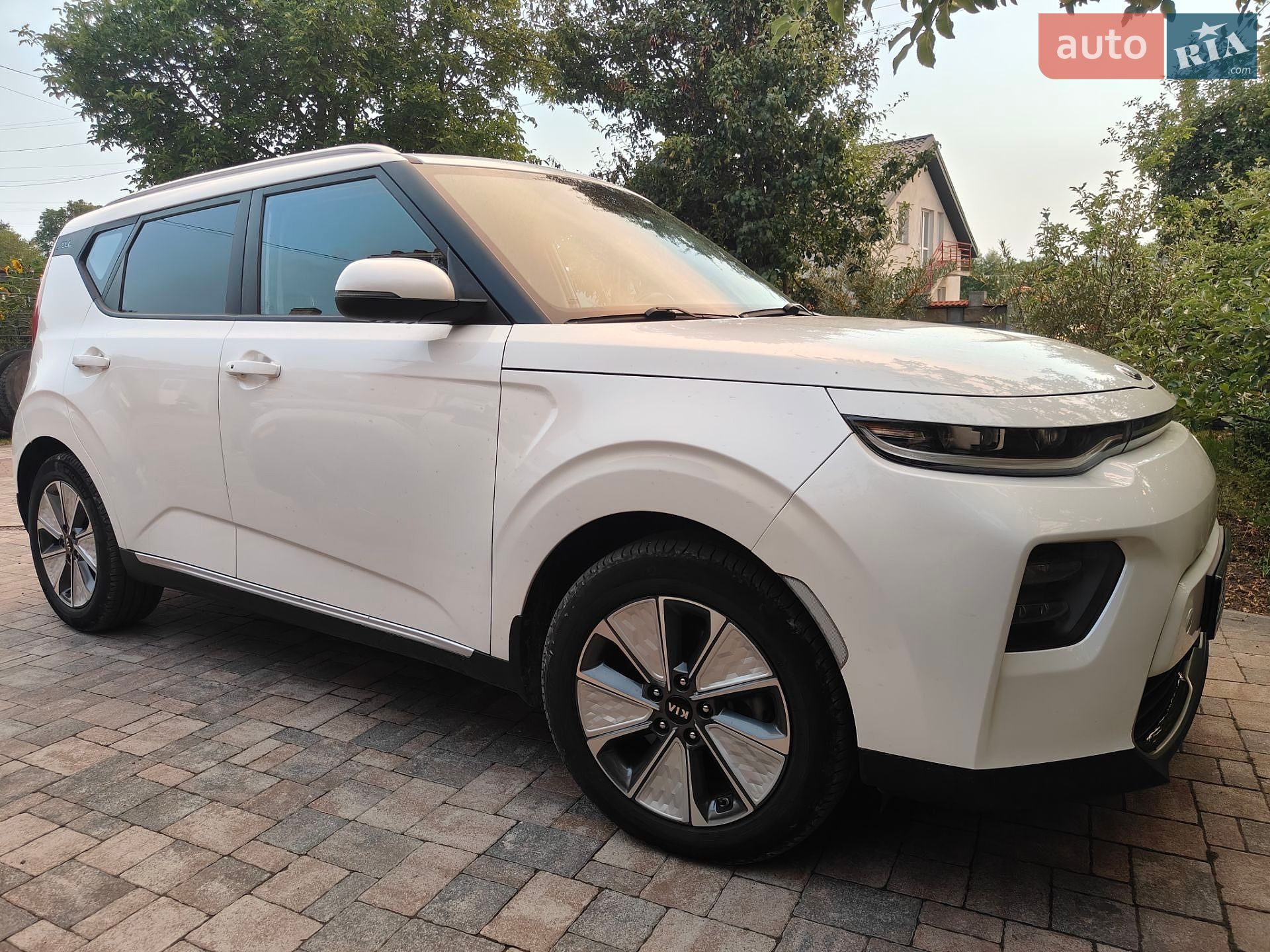 Kia Soul EV 2020 VIN KNAJ2812FM7015600 фото оголошення 7 з 11