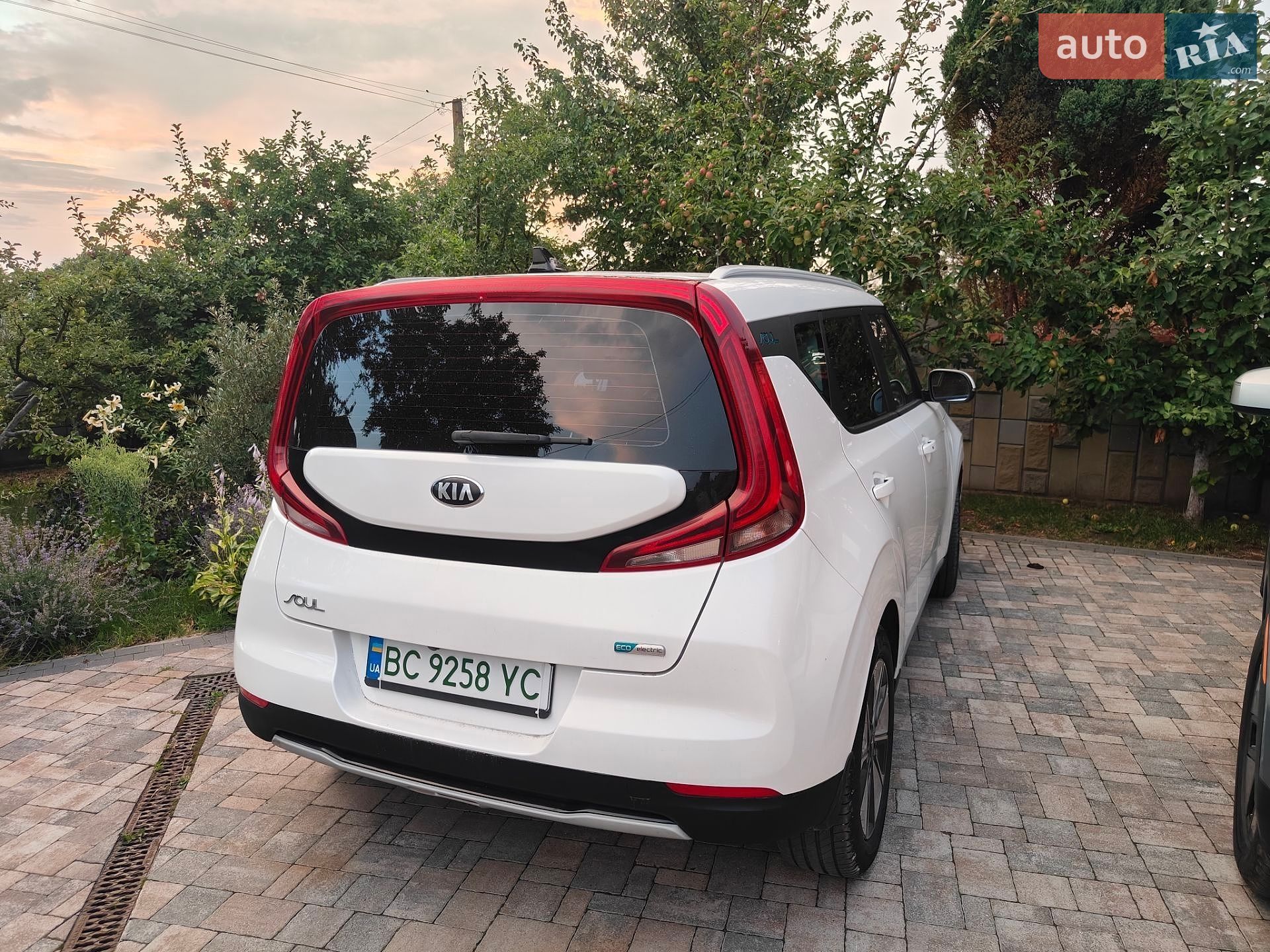 Kia Soul EV 2020 VIN KNAJ2812FM7015600 фото оголошення 11 з 11