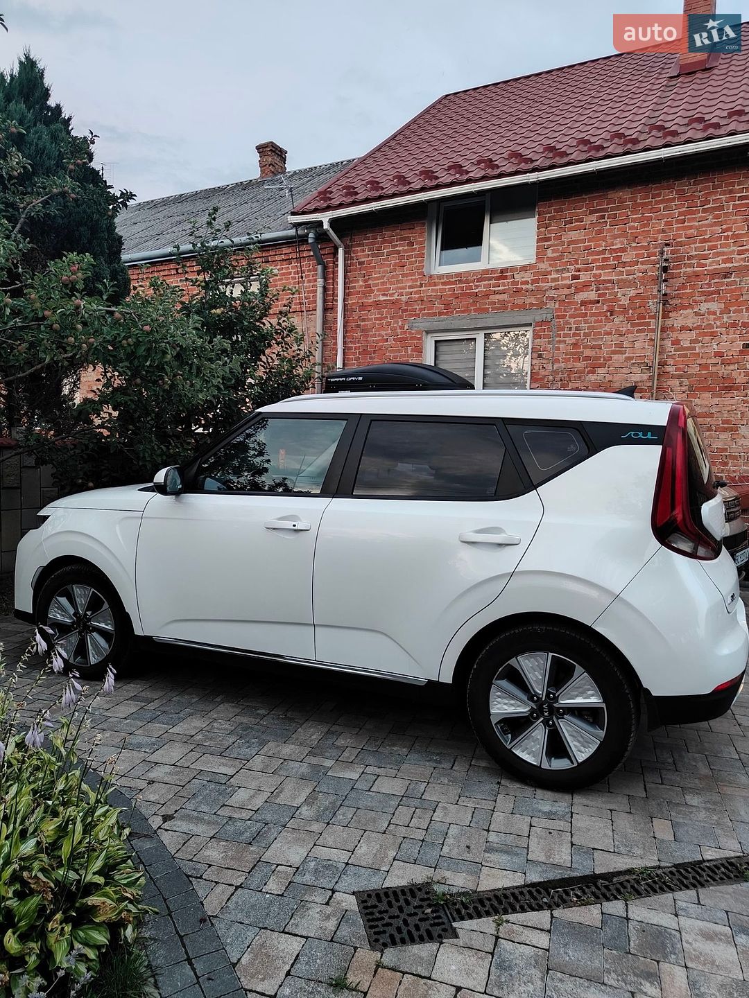 Kia Soul EV 2020 VIN KNAJ2812FM7015600 фото оголошення 2 з 11