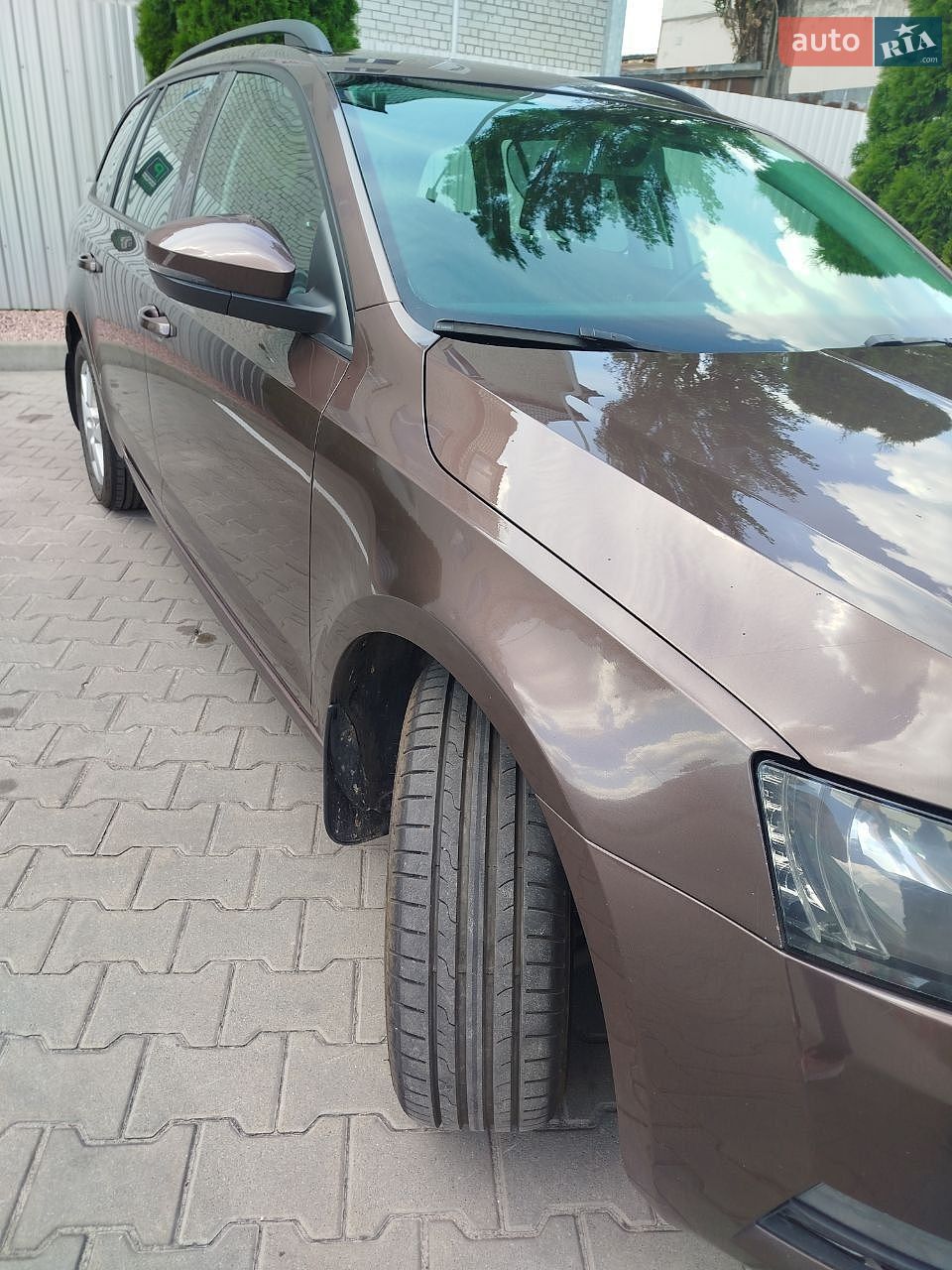 Skoda Octavia 2017 VIN TMBJJ2NE5JB006514 фото оголошення 2 з 19