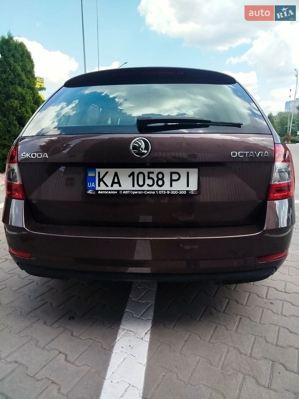Skoda Octavia 2017 VIN TMBJJ2NE5JB006514 фото оголошення 11 з 19