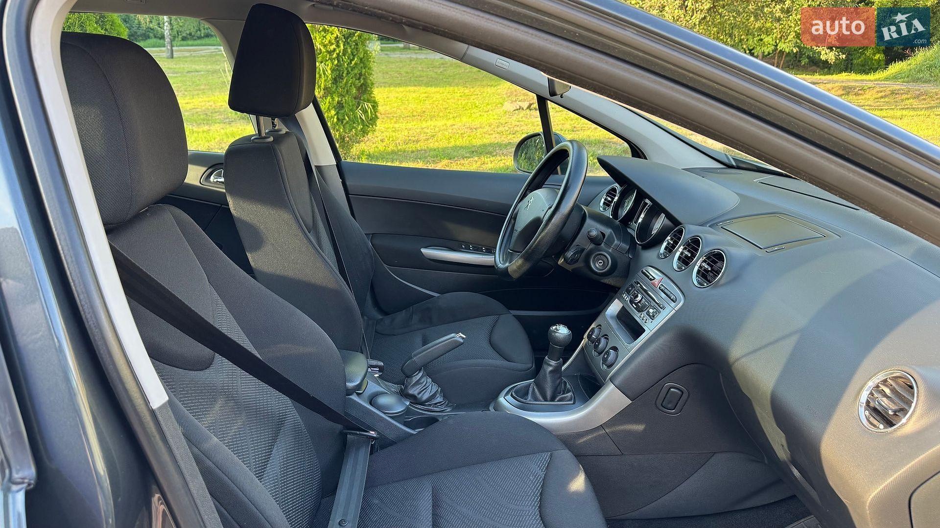 Peugeot 308 2013 VIN VF34E9HP0DS040134 фото оголошення 8 з 16