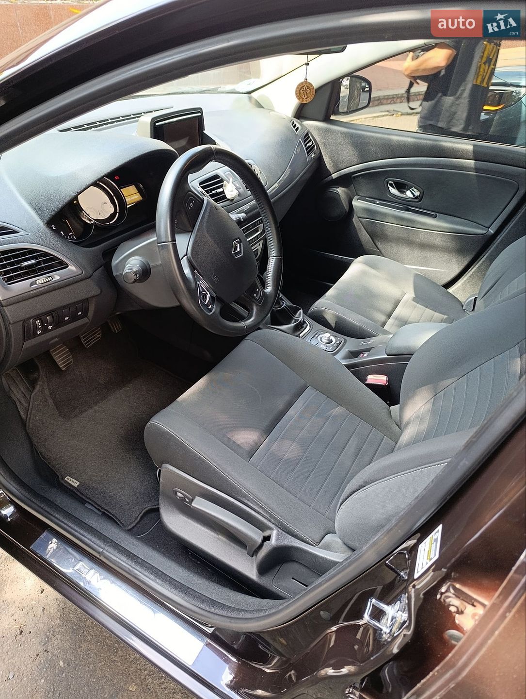 Renault Megane 2015 VIN VF1KZ890H53821224 фото оголошення 9 з 14