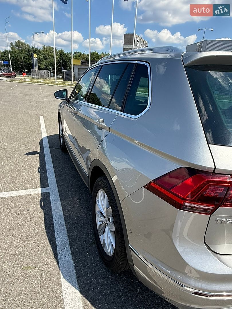 Volkswagen Tiguan 2016 VIN WVGZZZ5NZHW850206 фото оголошення 4 з 30