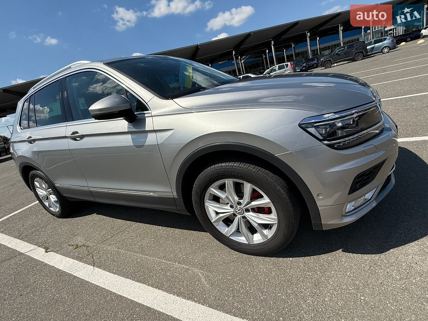 Volkswagen Tiguan 2016 VIN WVGZZZ5NZHW850206 фото оголошення 3 з 30