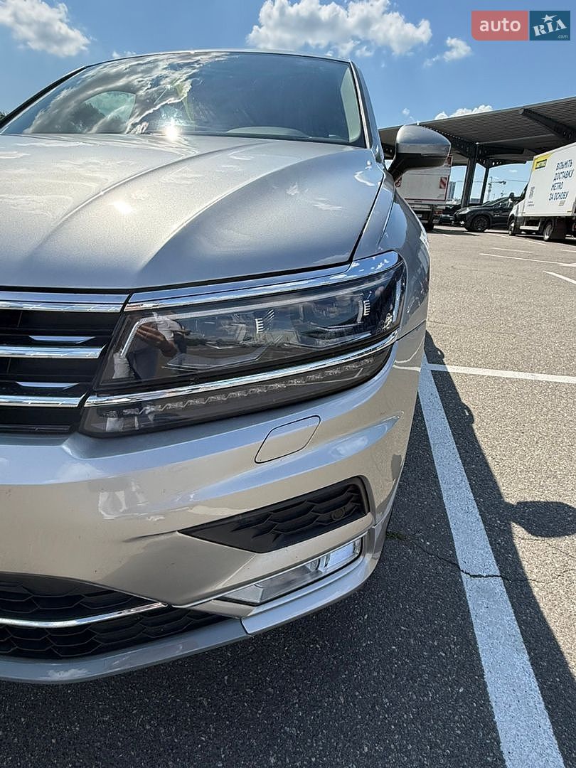 Volkswagen Tiguan 2016 VIN WVGZZZ5NZHW850206 фото оголошення 10 з 30