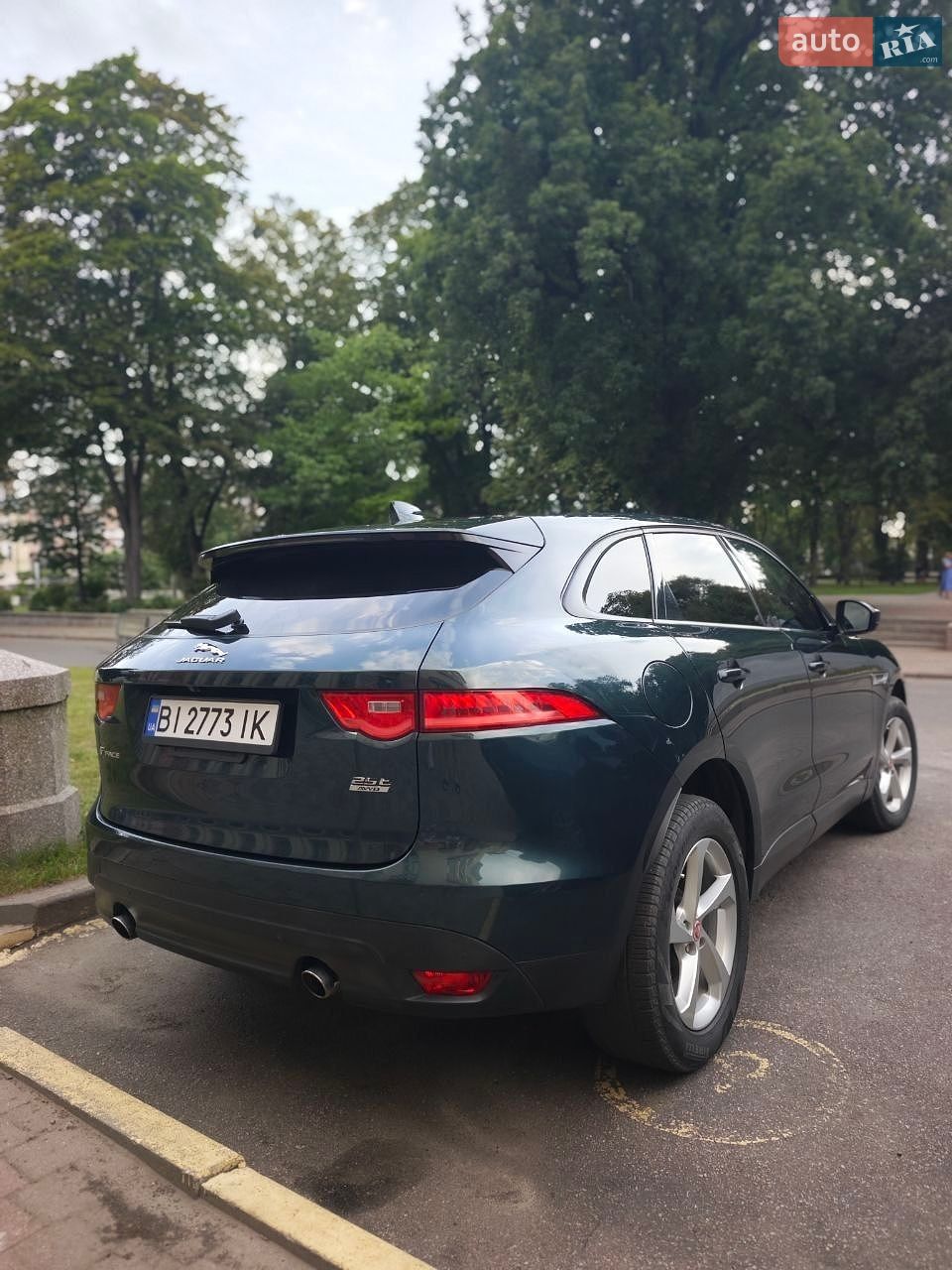 Jaguar F-Pace 2017 VIN SADCJ2FX4JA270956 фото оголошення 3 з 54