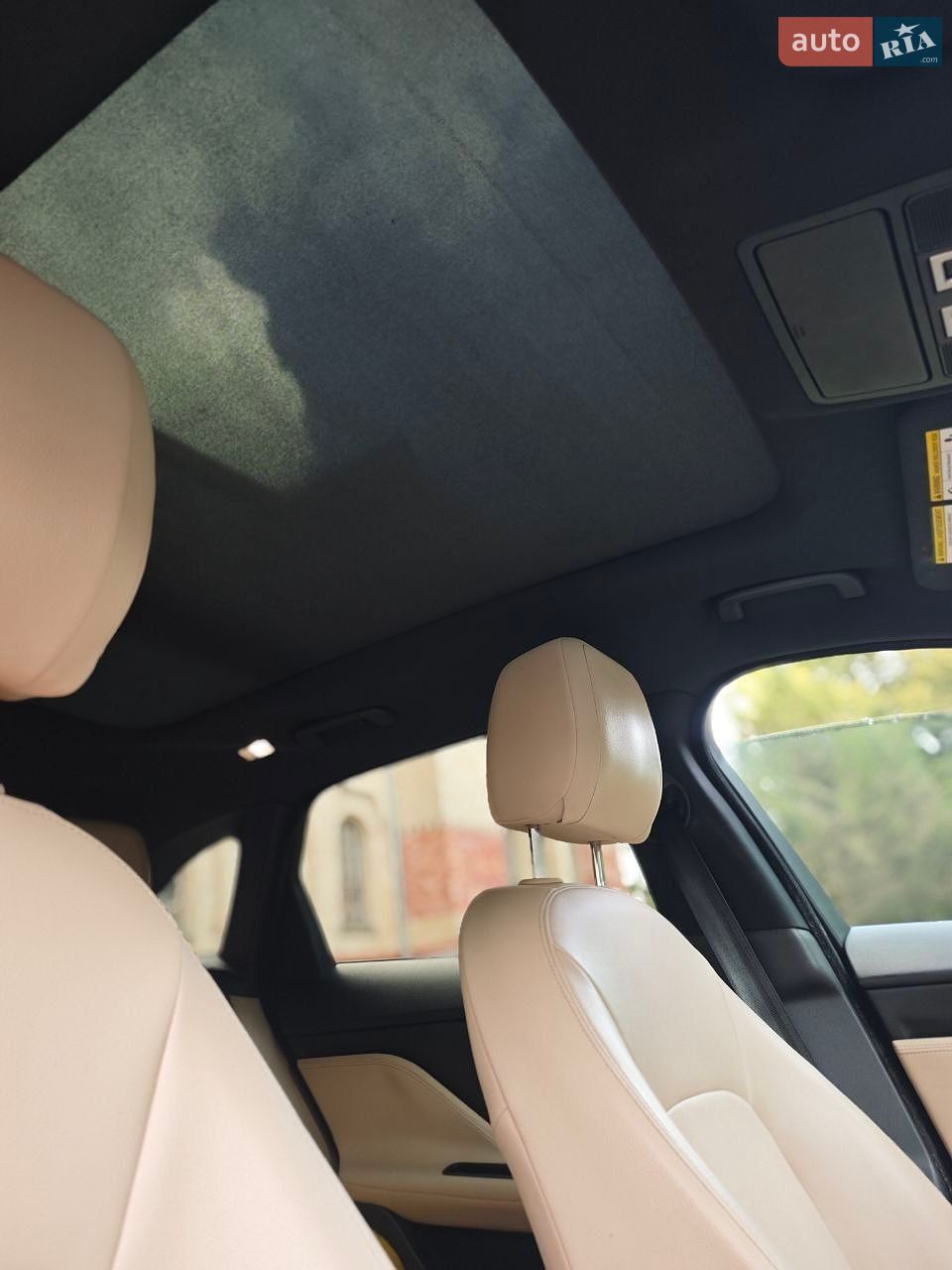 Jaguar F-Pace 2017 VIN SADCJ2FX4JA270956 фото оголошення 13 з 54