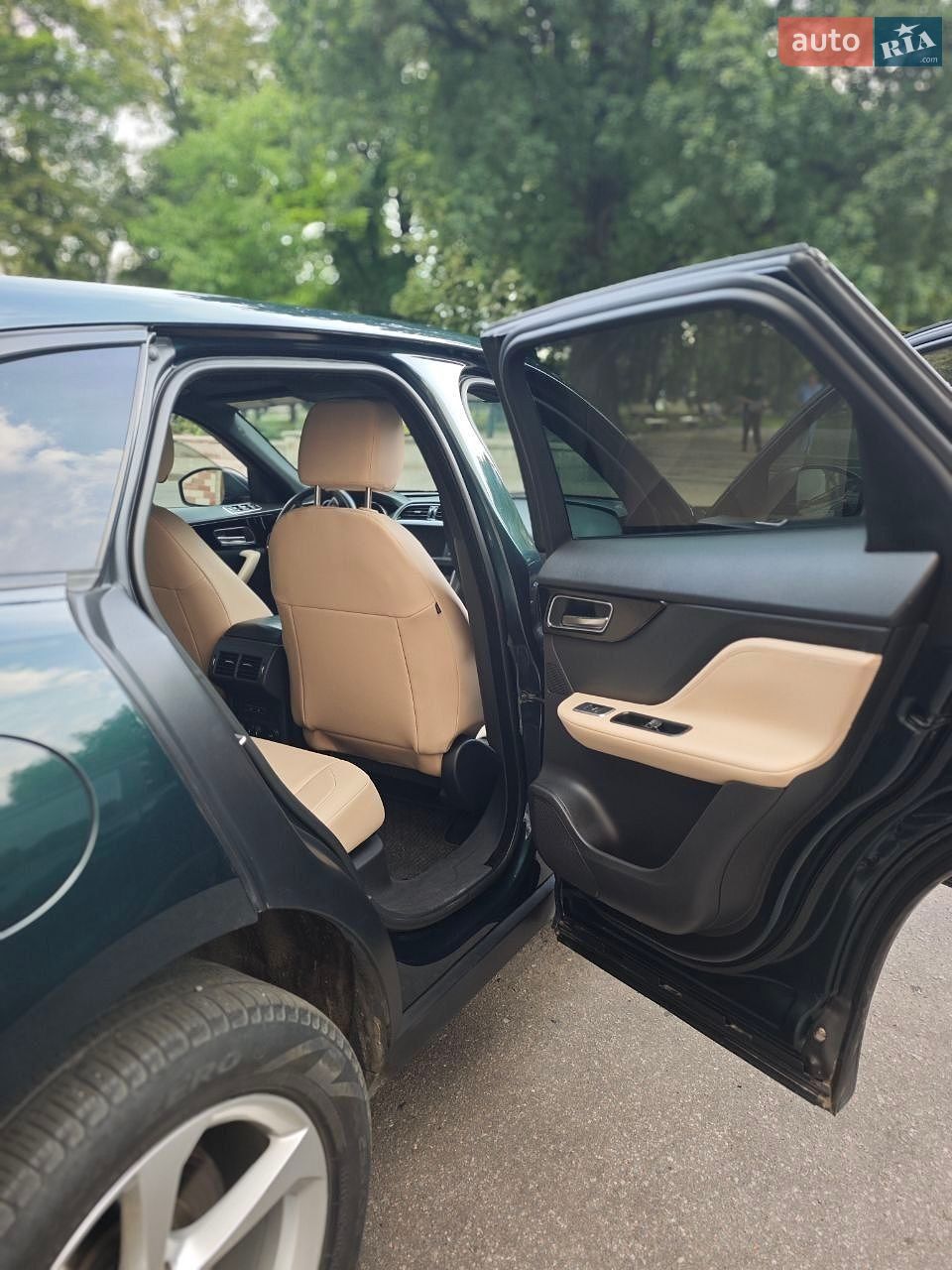 Jaguar F-Pace 2017 VIN SADCJ2FX4JA270956 фото оголошення 16 з 54