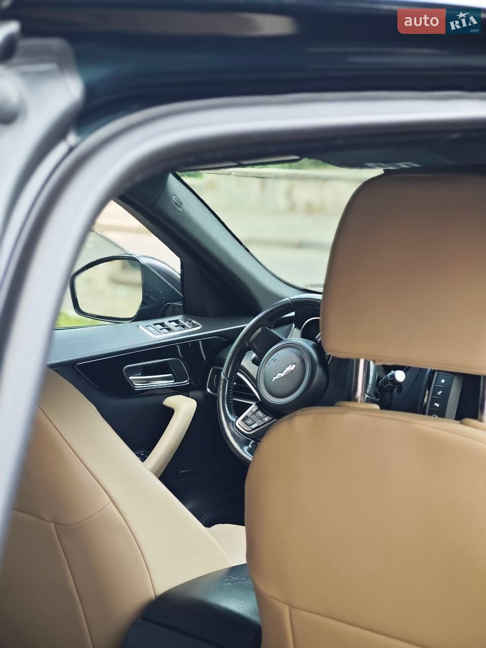 Jaguar F-Pace 2017 VIN SADCJ2FX4JA270956 фото оголошення 17 з 54