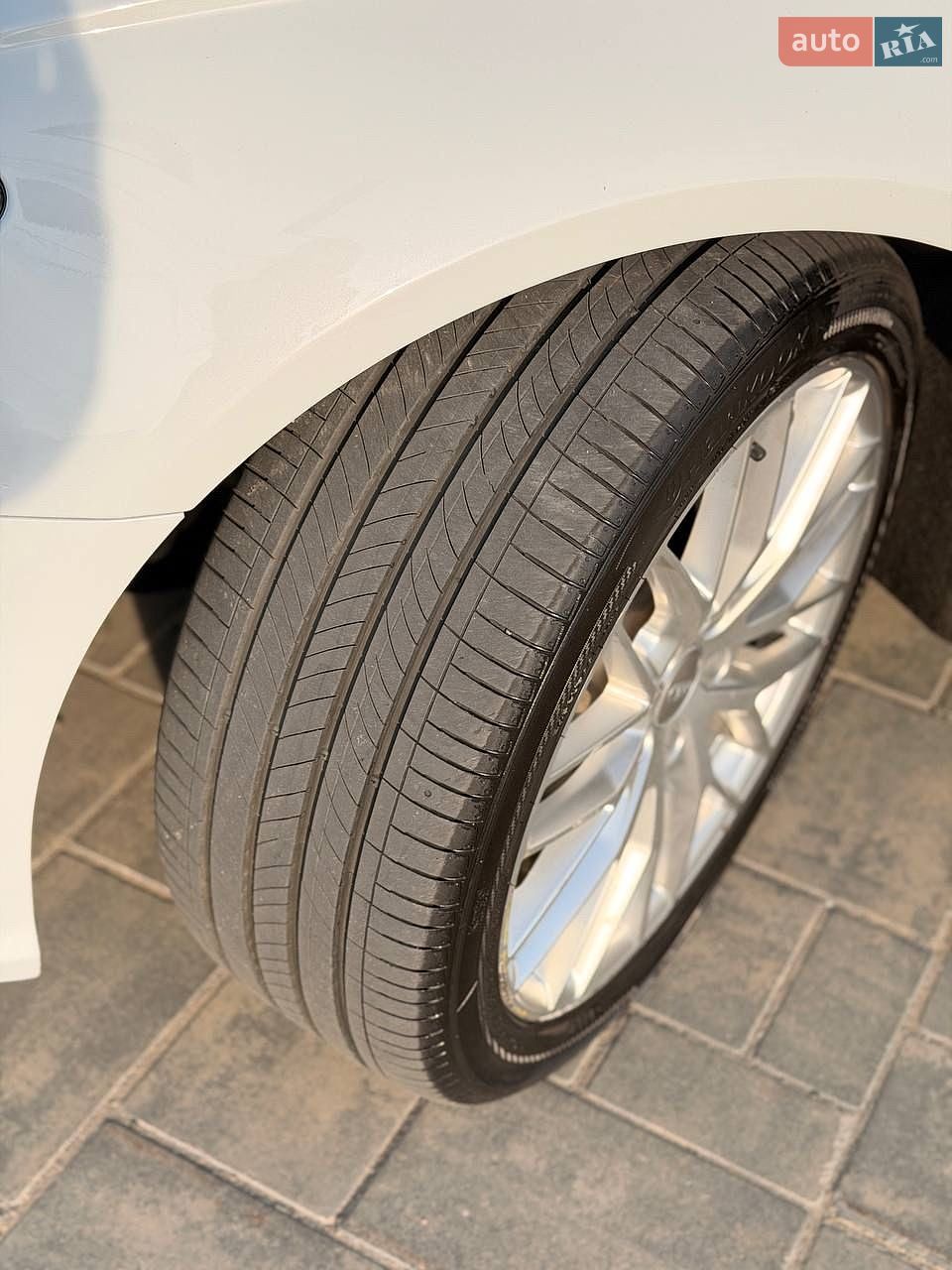 Audi A6 2015 VIN WAUZZZ4G0GN017089 фото оголошення 12 з 36