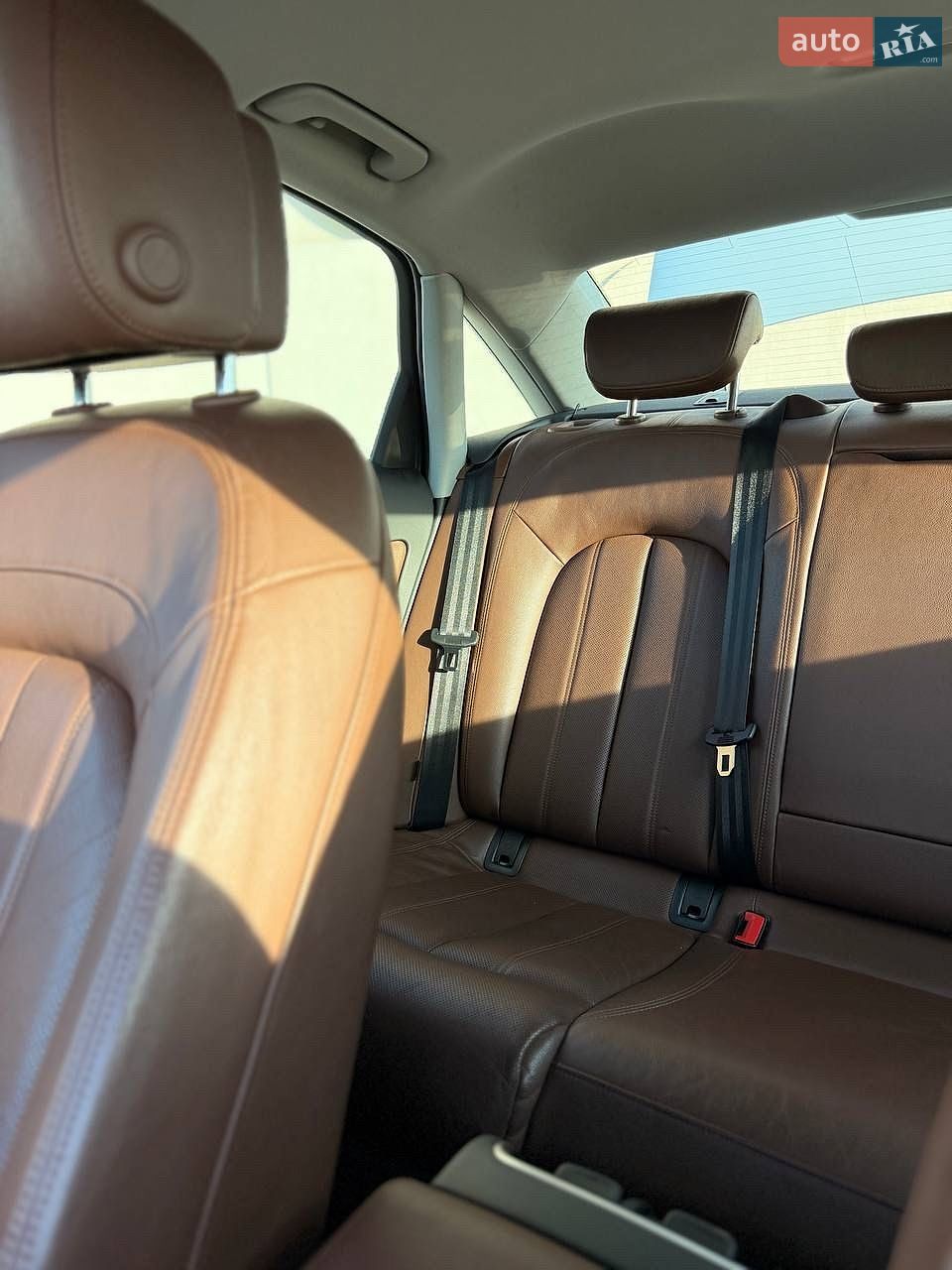 Audi A6 2015 VIN WAUZZZ4G0GN017089 фото оголошення 18 з 36