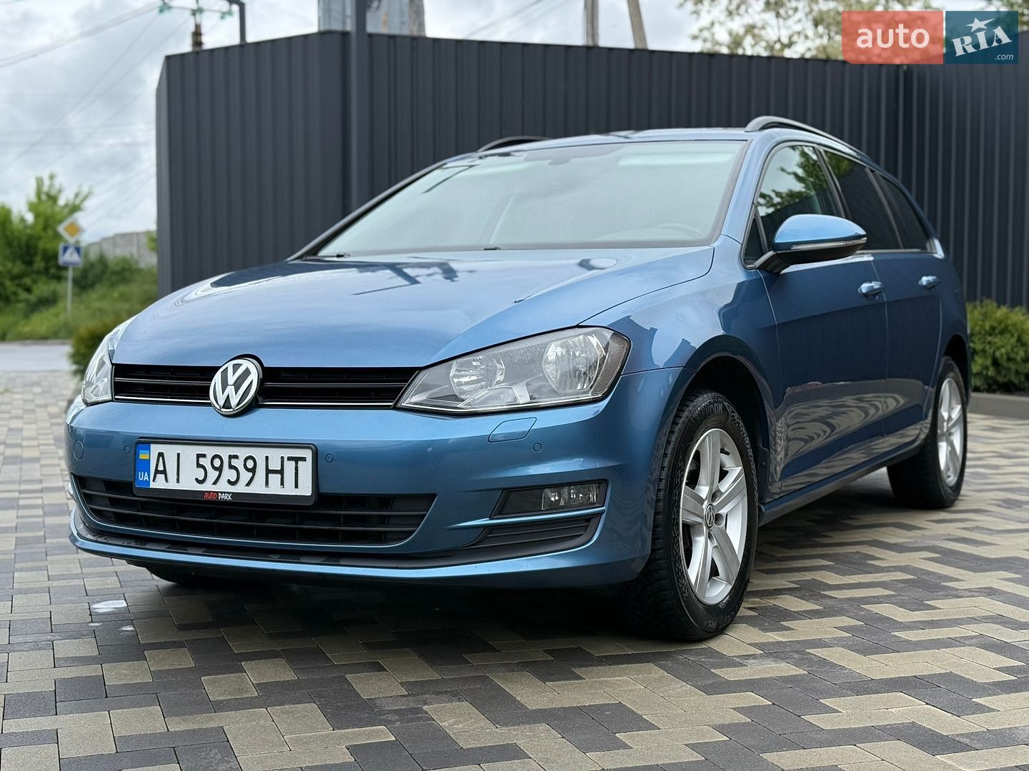Volkswagen Golf 2016 VIN WVWZZZAUZHP552248 фото оголошення 5 з 28