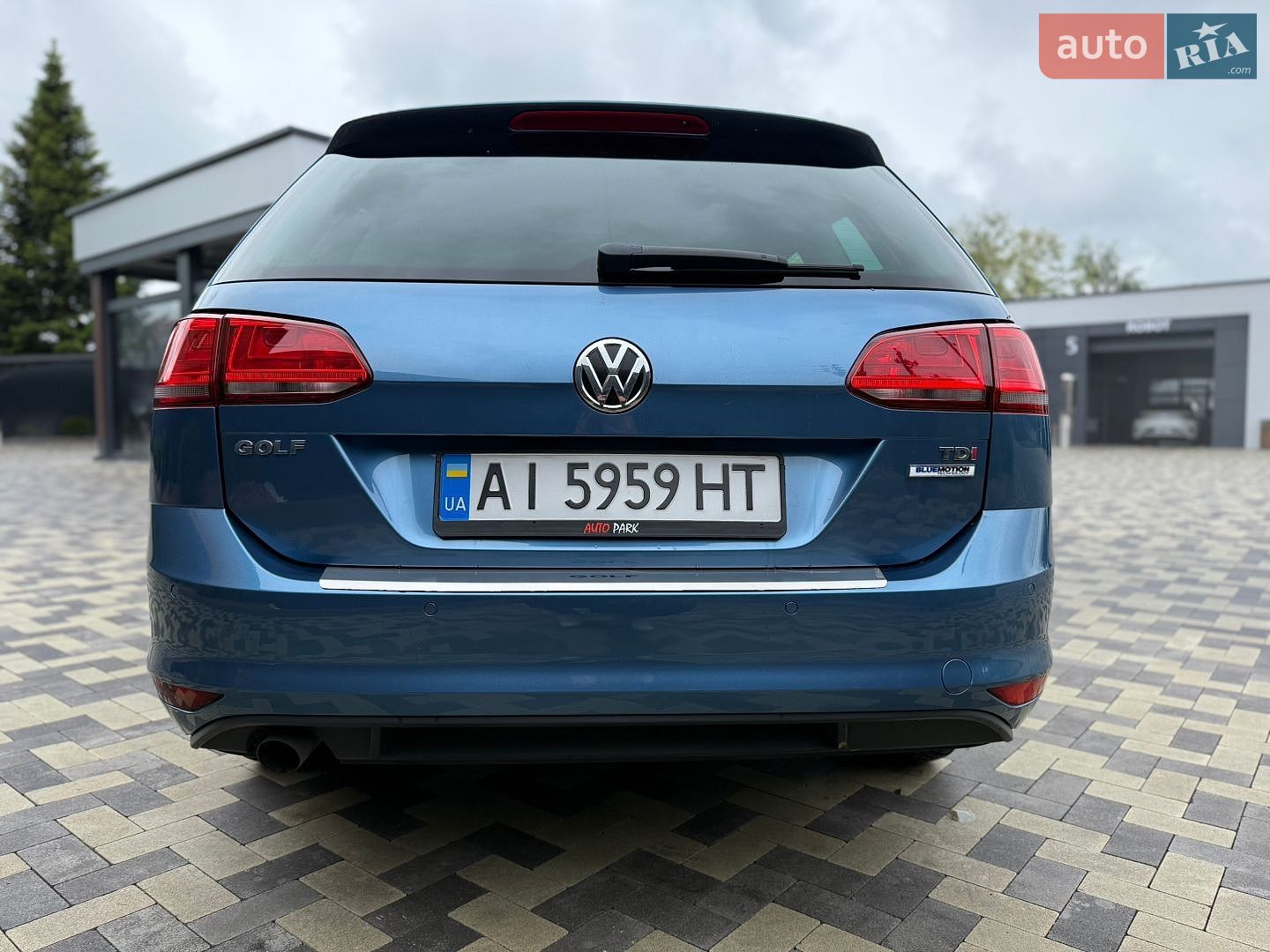 Volkswagen Golf 2016 VIN WVWZZZAUZHP552248 фото оголошення 10 з 28