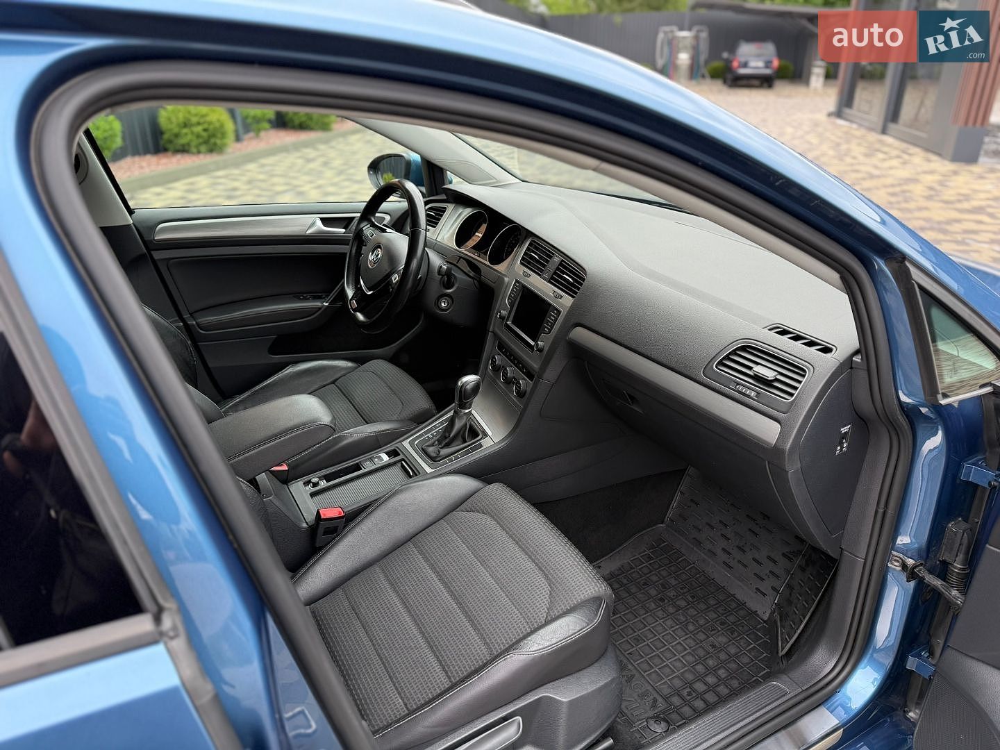 Volkswagen Golf 2016 VIN WVWZZZAUZHP552248 фото оголошення 19 з 28