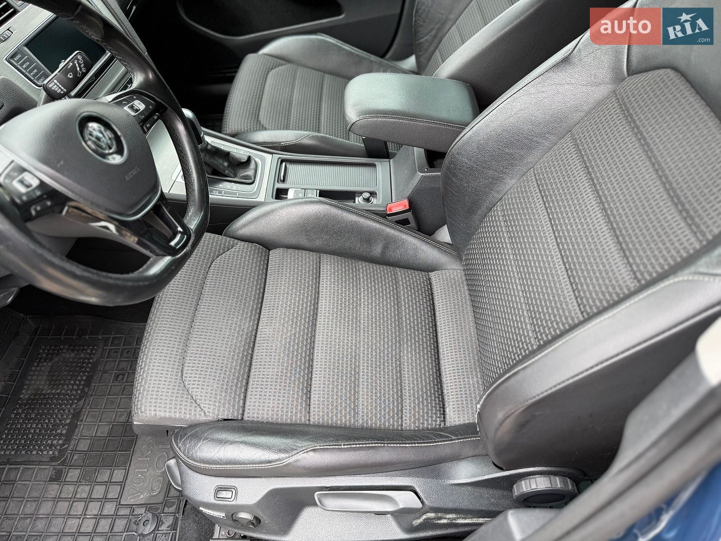Volkswagen Golf 2016 VIN WVWZZZAUZHP552248 фото оголошення 22 з 28