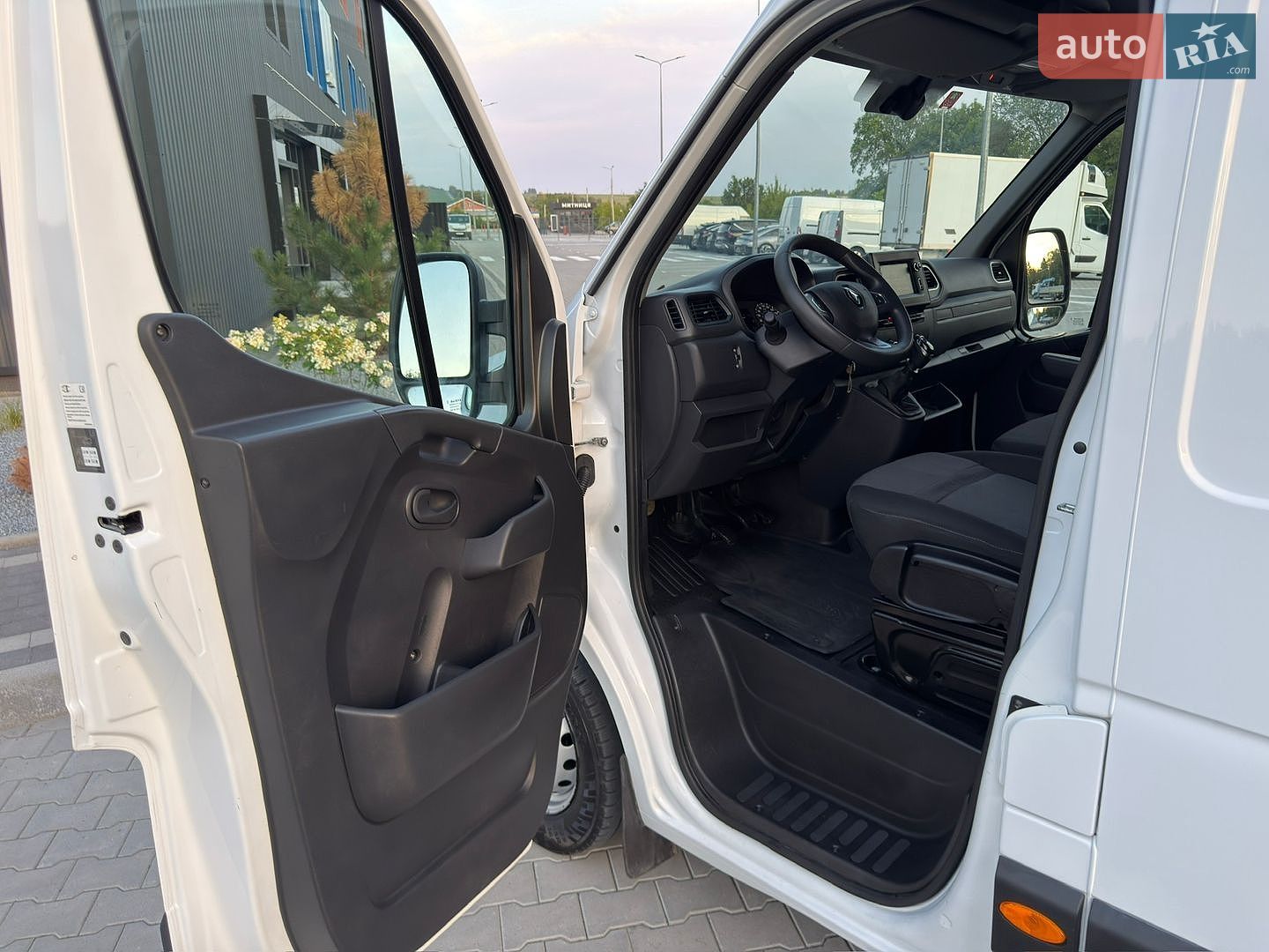 Renault Master 2020 VIN VF6VF000965758380 фото оголошення 18 з 49