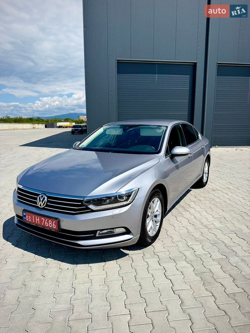 Volkswagen Passat 2018 VIN WVWZZZ3CZJE222712 фото оголошення 2 з 26