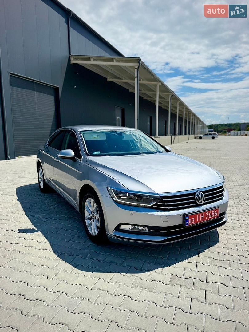 Volkswagen Passat 2018 VIN WVWZZZ3CZJE222712 фото оголошення 5 з 26