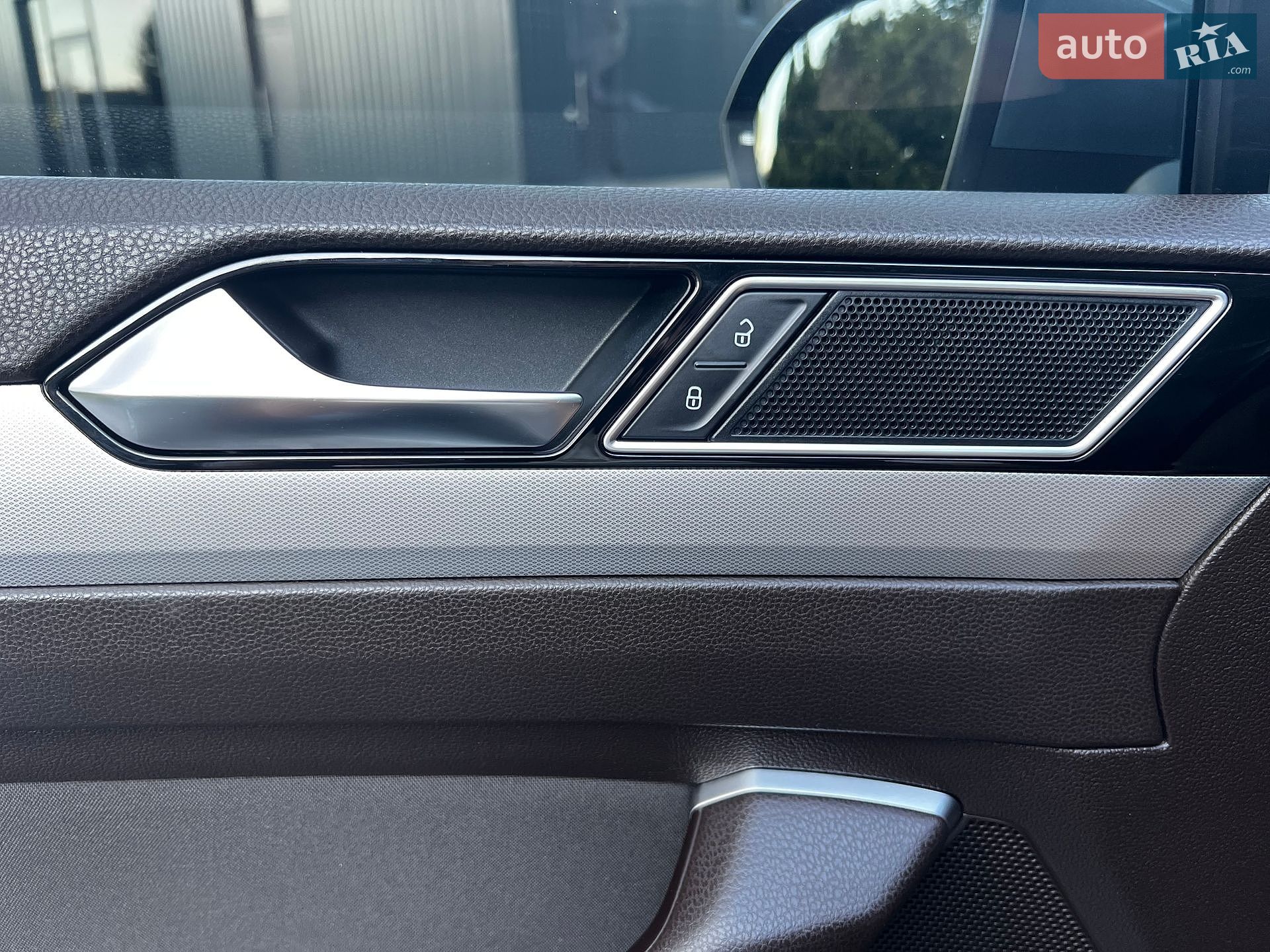Volkswagen Passat 2016 VIN WVWZZZ3CZGE180912 фото оголошення 32 з 53