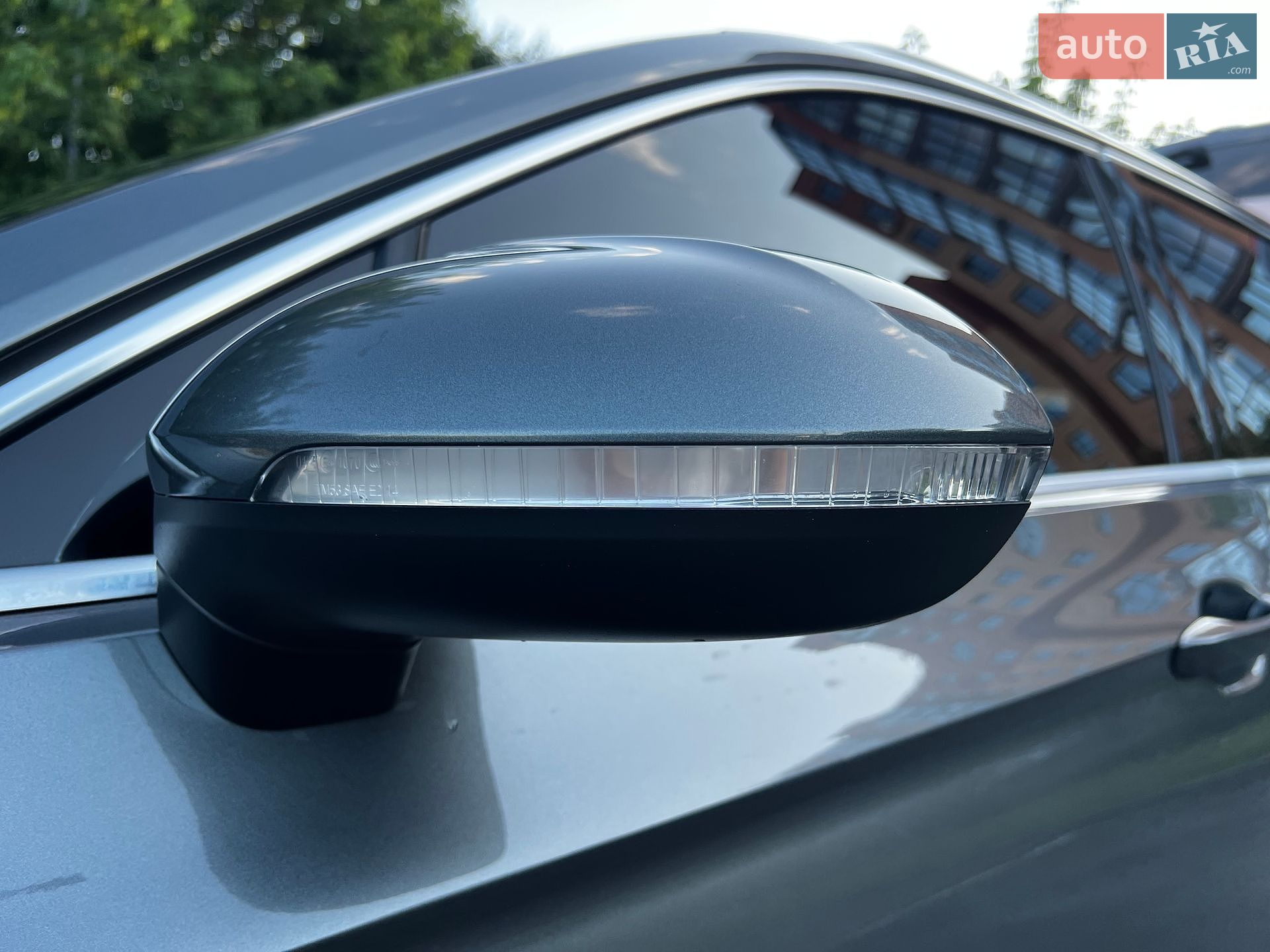 Volkswagen Passat 2016 VIN WVWZZZ3CZGE180912 фото оголошення 16 з 53