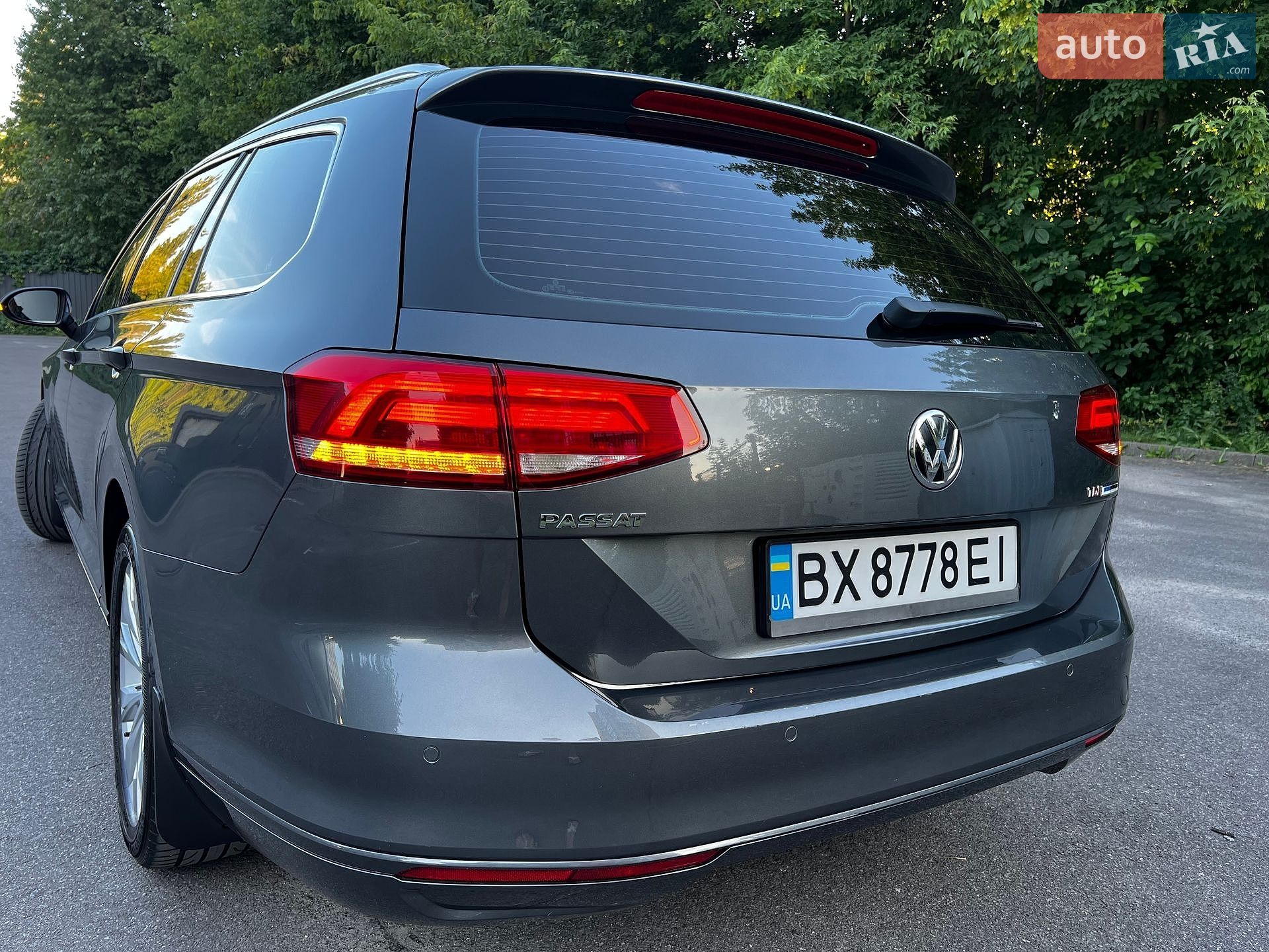 Volkswagen Passat 2016 VIN WVWZZZ3CZGE180912 фото оголошення 12 з 53