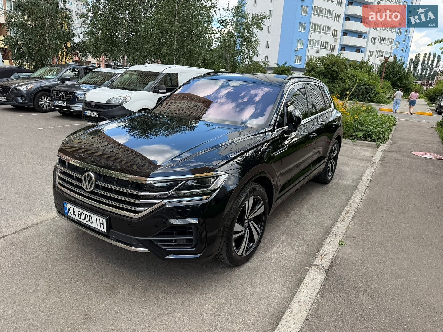 Volkswagen Touareg 2018 VIN WVGZZZCRZKD010720 фото оголошення 12 з 25