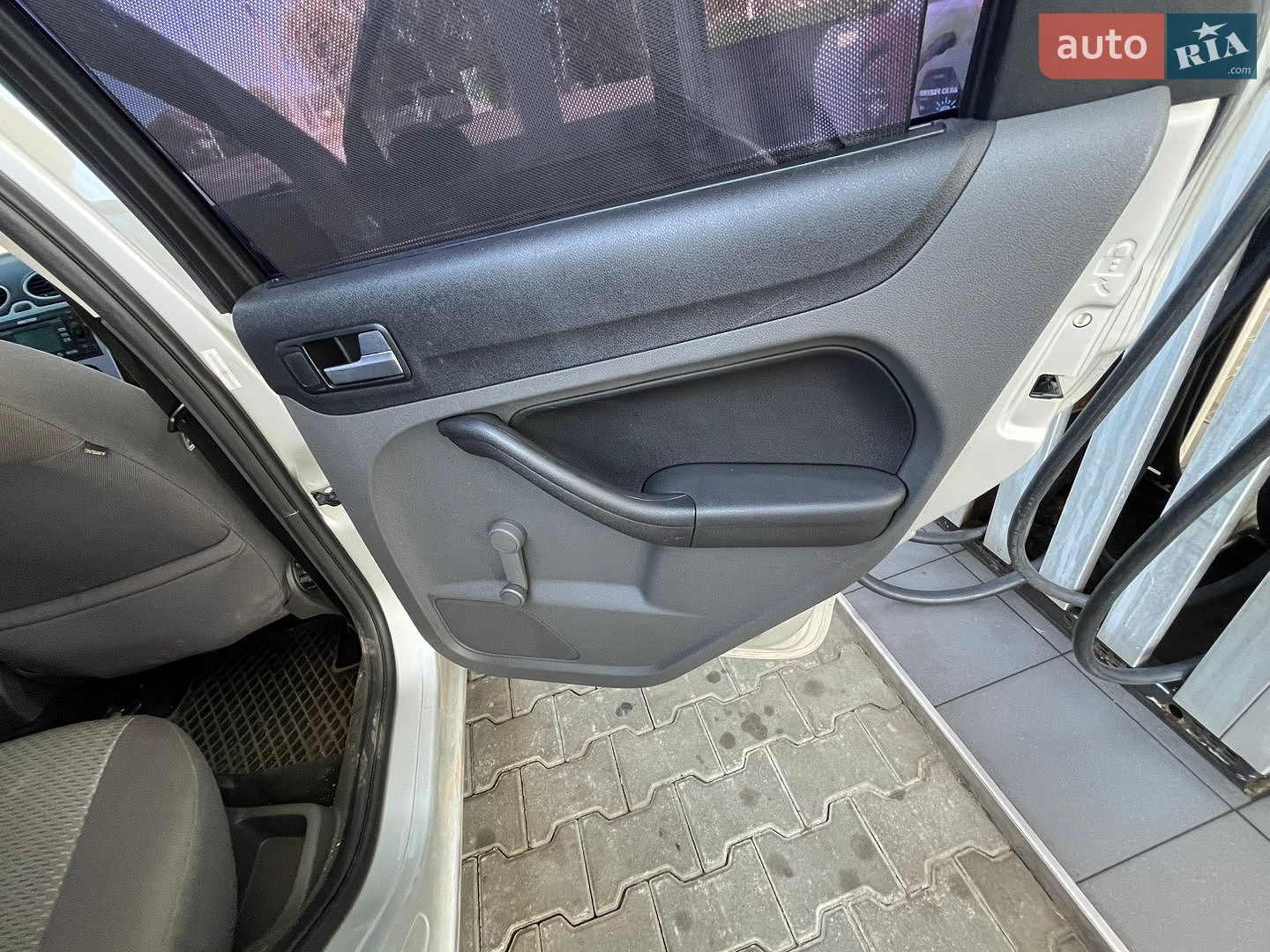 Ford Focus 2006 VIN WF05XXGCD56B03332 фото оголошення 9 з 17