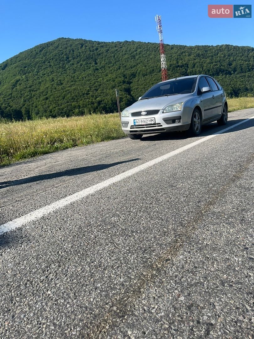 Ford Focus 2006 VIN WF05XXGCD56B03332 фото оголошення 16 з 17