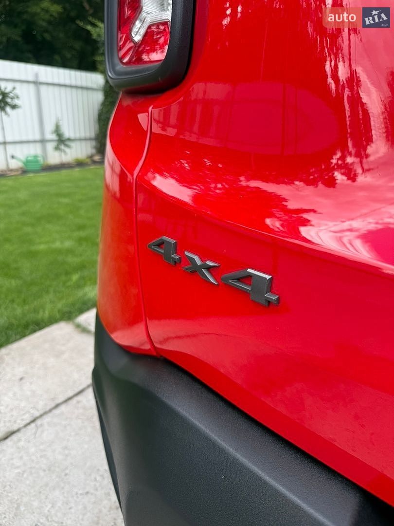 Jeep Renegade 2020 VIN ZACNJDC17MPM42639 фото оголошення 14 з 38
