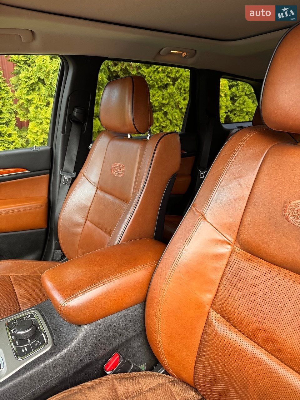 Jeep Grand Cherokee 2012 VIN 1C4RJFCM4CC360848 фото оголошення 8 з 18
