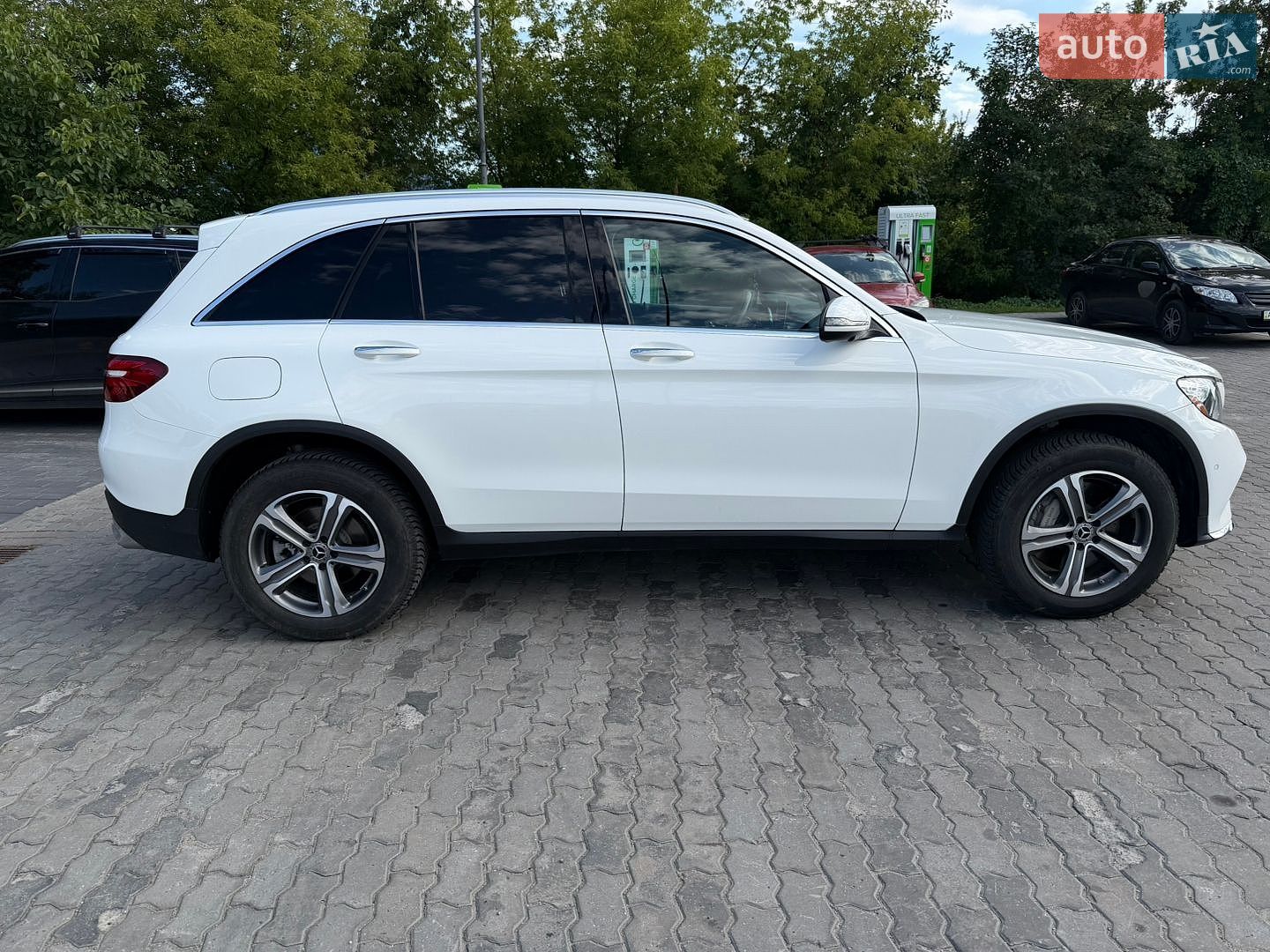 Mercedes-Benz GLC-Class 2018 VIN WDC0G5EB1KF519491 фото оголошення 3 з 20
