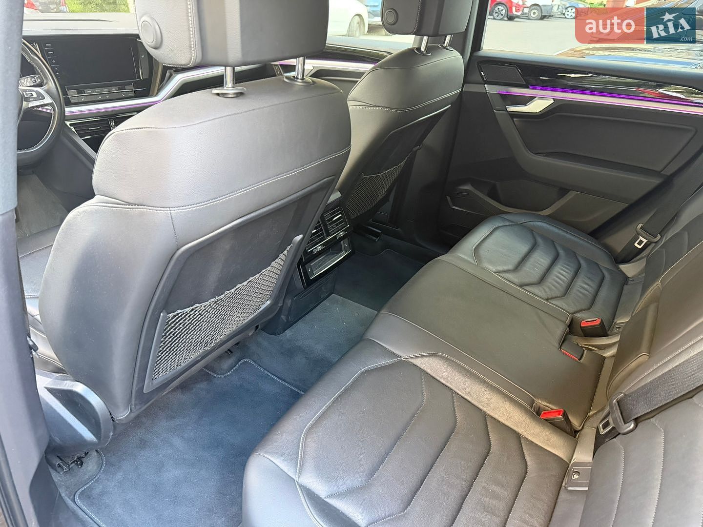 Volkswagen Touareg 2018 VIN WVGZZZCRZKD010720 фото оголошення 16 з 25