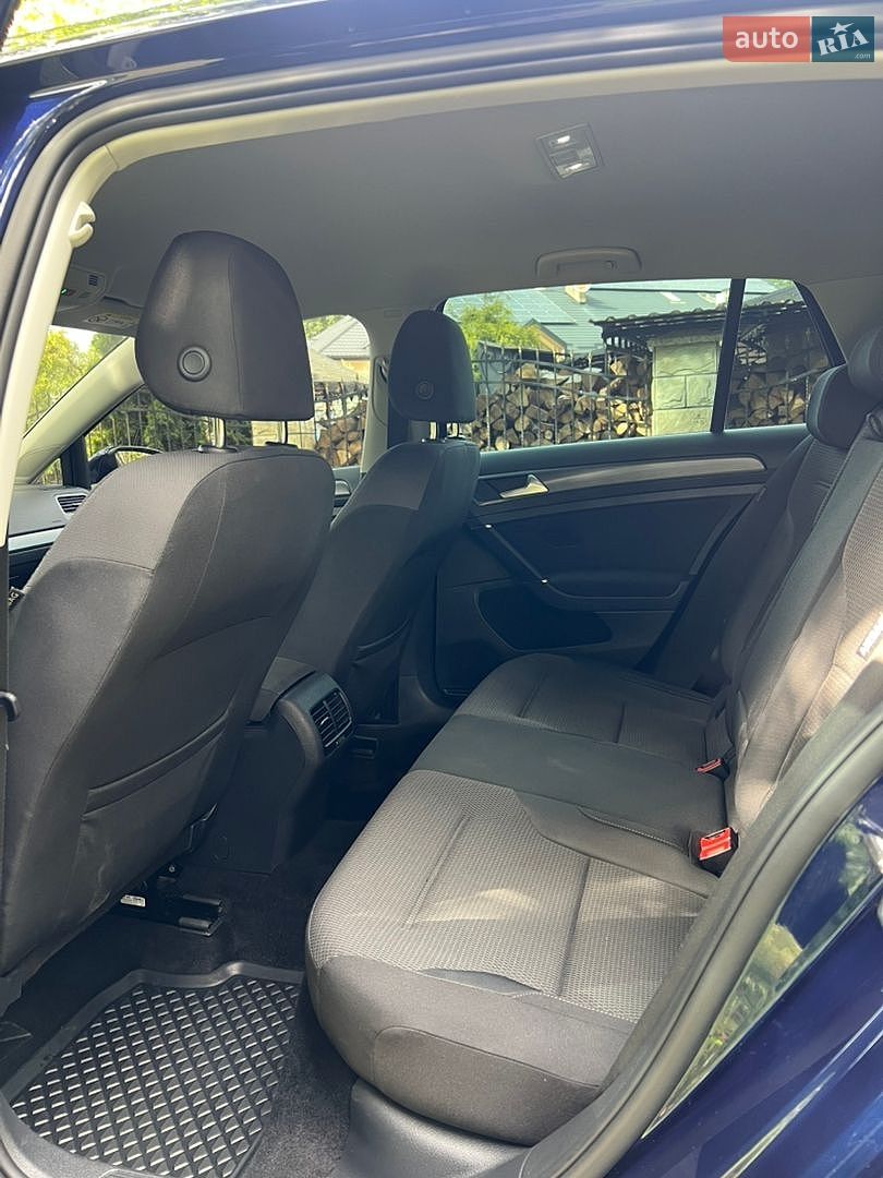 Volkswagen e-Golf 2019 VIN WVWZZZAUZK8913870 фото оголошення 11 з 13