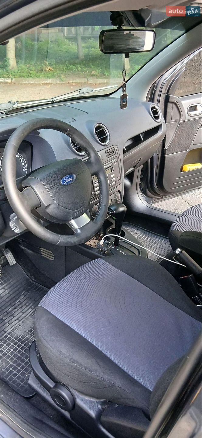 Ford Fusion 2010 VIN WF0UXXGAJUAM26207 фото оголошення 7 з 16
