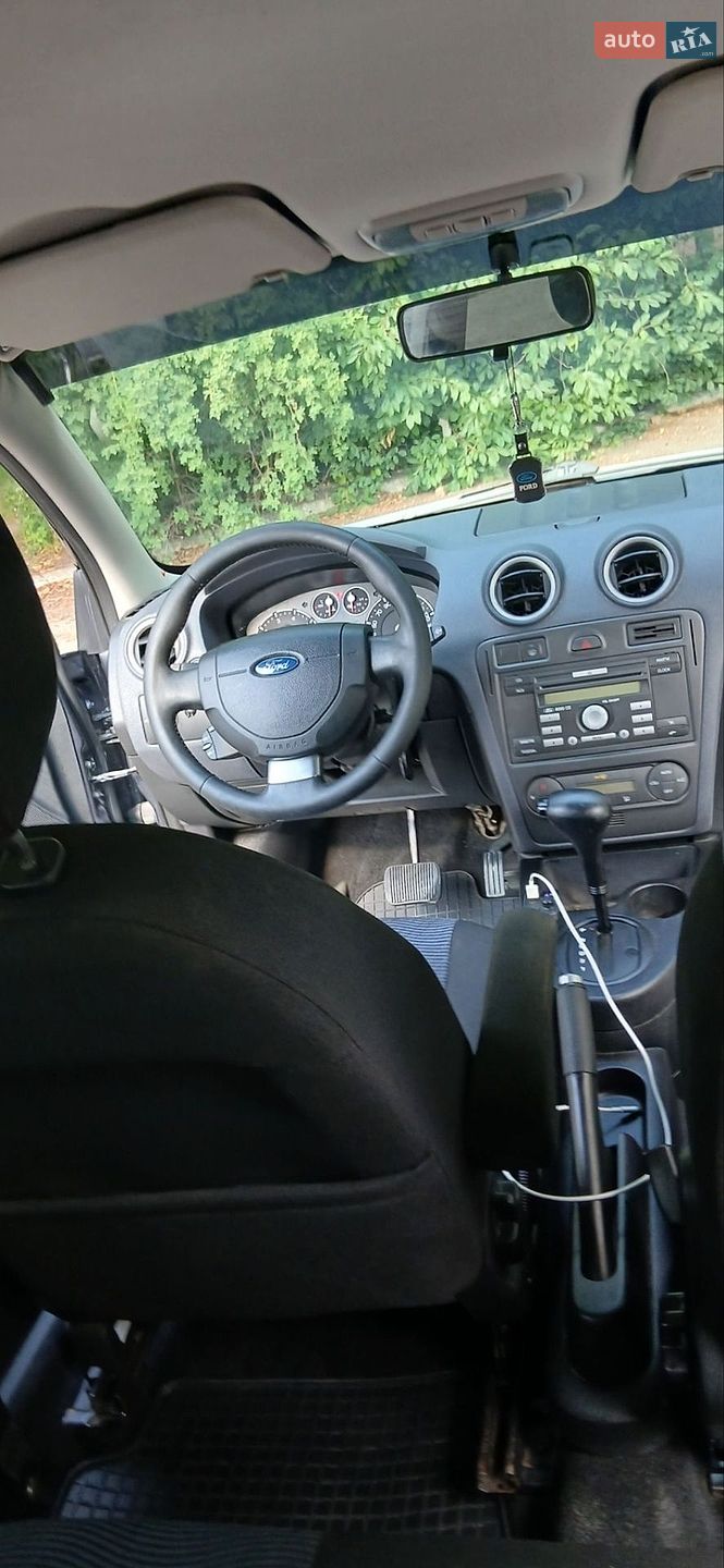 Ford Fusion 2010 VIN WF0UXXGAJUAM26207 фото оголошення 8 з 16