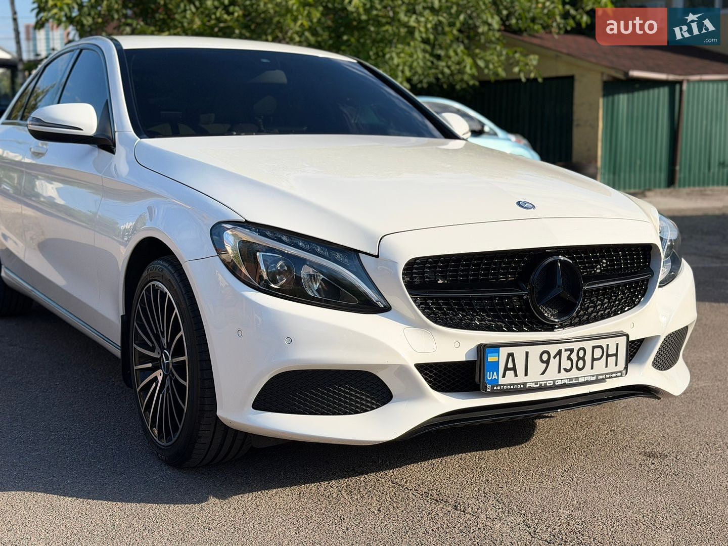 Mercedes-Benz C-Class 2015 VIN WDD2050431R110067 фото оголошення 10 з 18
