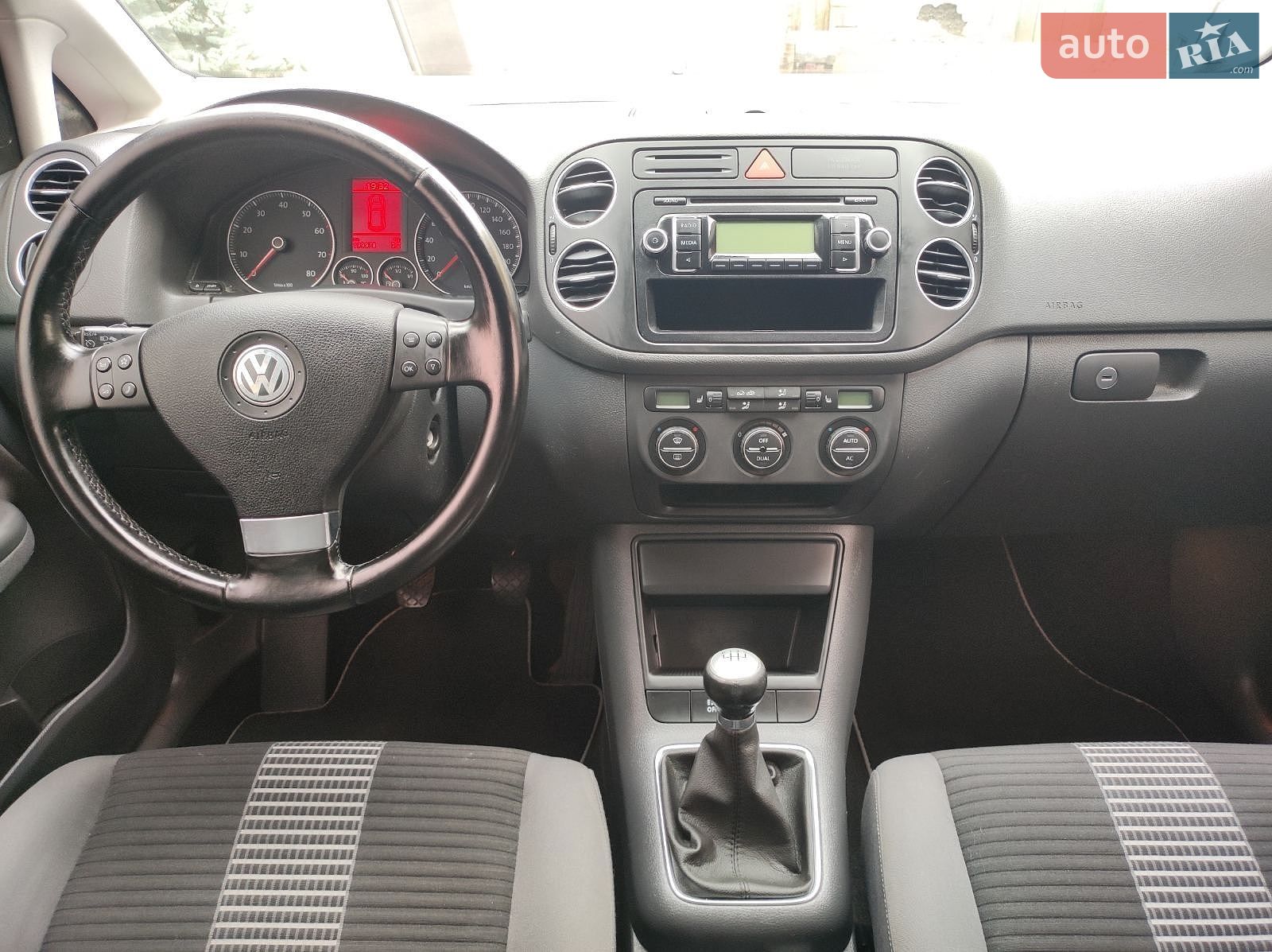 Volkswagen Golf Plus 2008 VIN WVWZZZ1KZ9W821709 фото оголошення 5 з 9