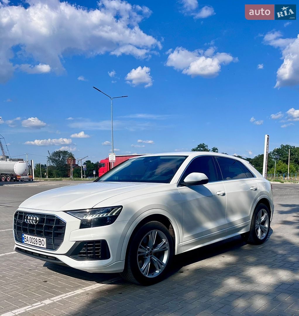 Audi Q8 2020 VIN WAUZZZF18LD026938 фото оголошення 2 з 16