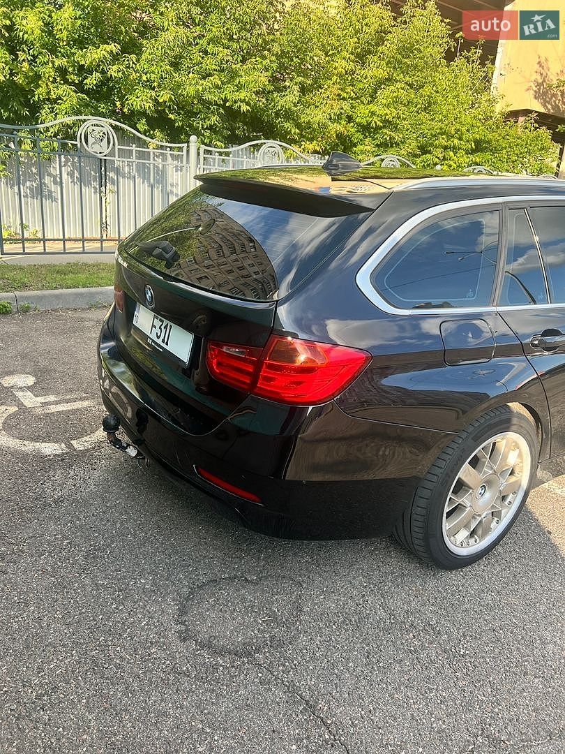 BMW 3 Series 2012 VIN WBA3K91030F868157 фото оголошення 2 з 6