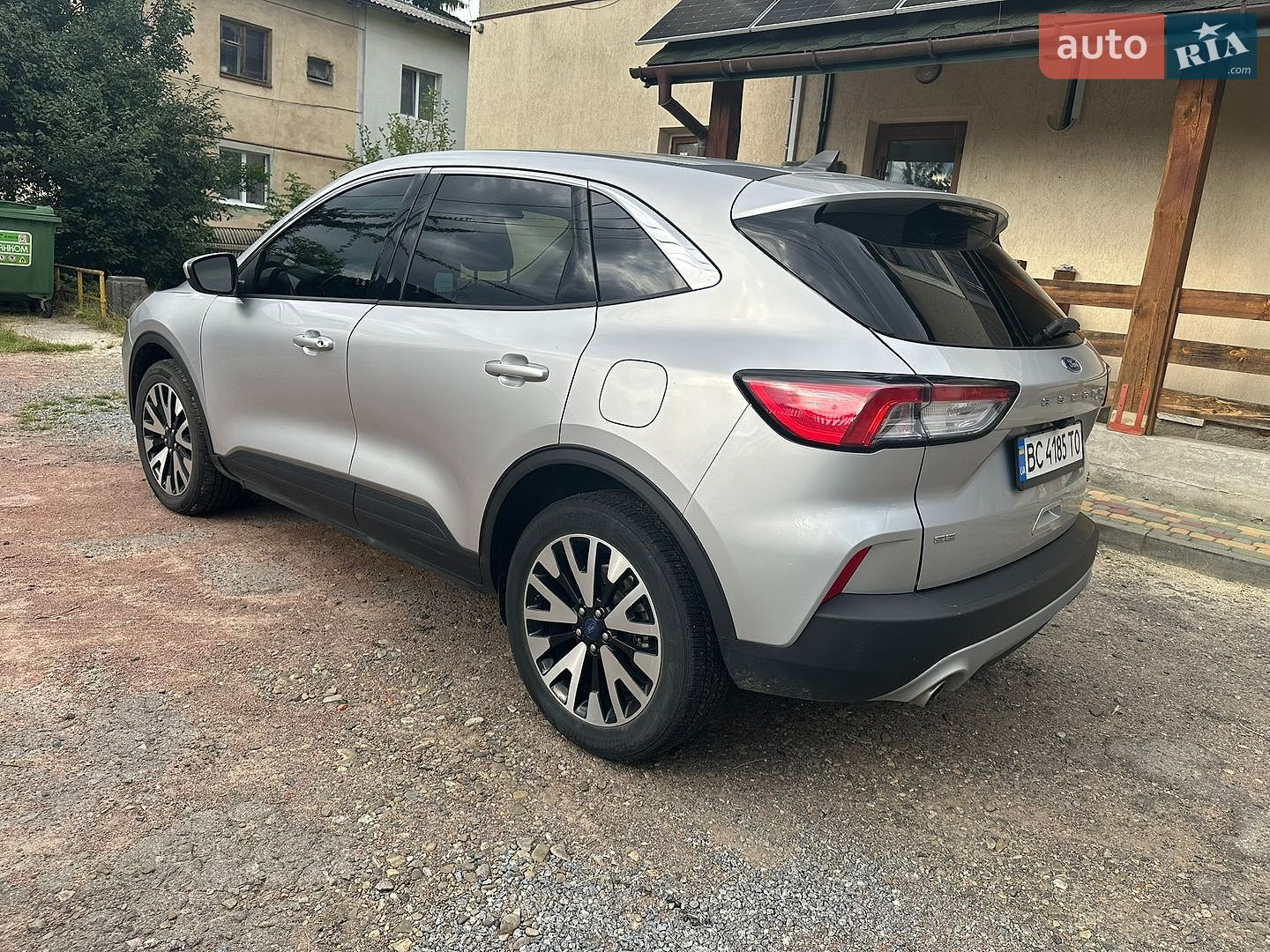 Ford Escape 2020 VIN 1FMCU9G69LUB85643 фото оголошення 3 з 18