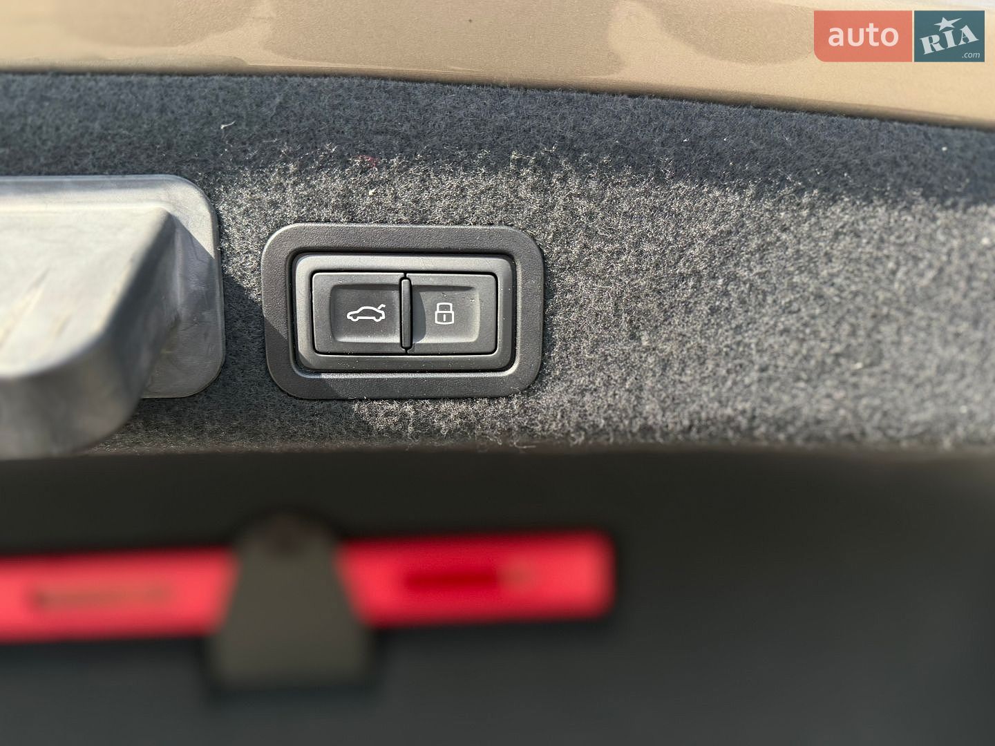 Audi A6 2015 VIN WAUZZZ4G7GN071540 фото оголошення 12 з 42