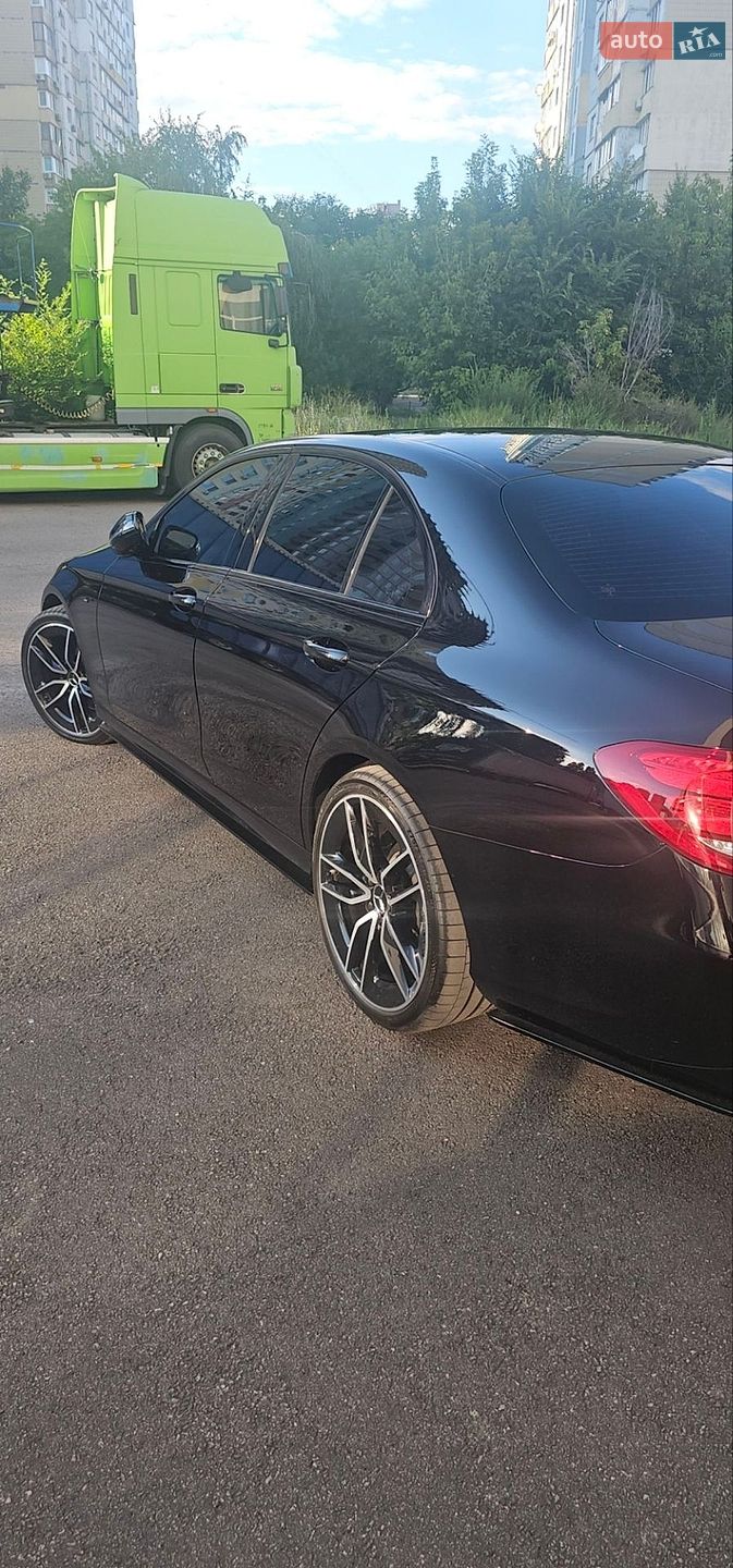 Mercedes-Benz E-Class 2019 VIN W1KZF6BB5LA761344 фото оголошення 3 з 15