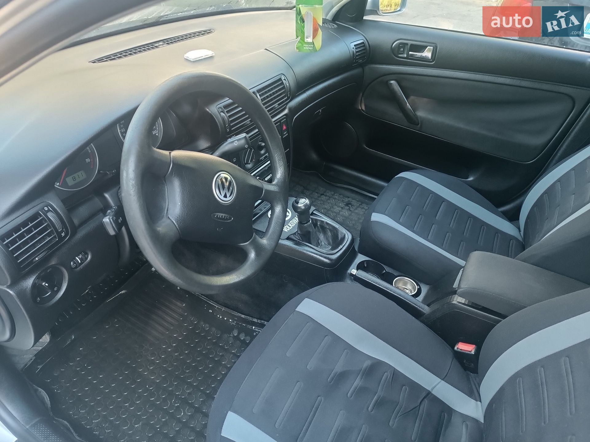 Volkswagen Passat 2001 VIN WVWZZZ3BZ1E043866 фото оголошення 3 з 13