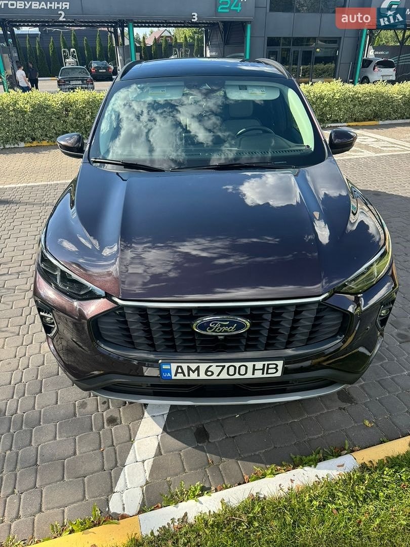 Ford Escape 2023 VIN 1FMCU9JZ0PUA14465 фото оголошення 13 з 61