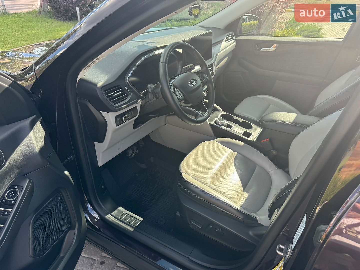 Ford Escape 2023 VIN 1FMCU9JZ0PUA14465 фото оголошення 23 з 61